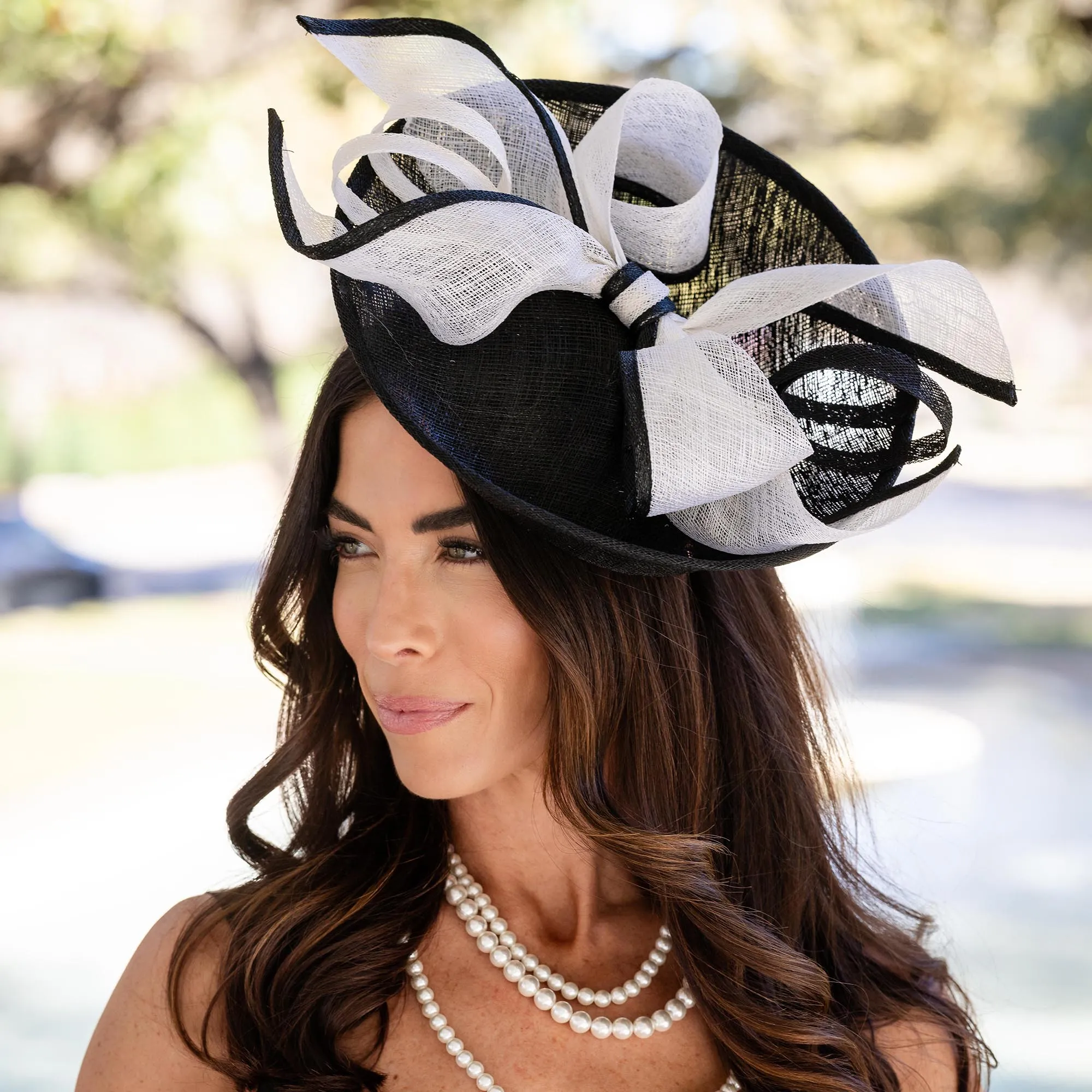 BLACK AND WHITE SELMA FASCINATOR sold by Lele Sadoughi product image thumbnail 2