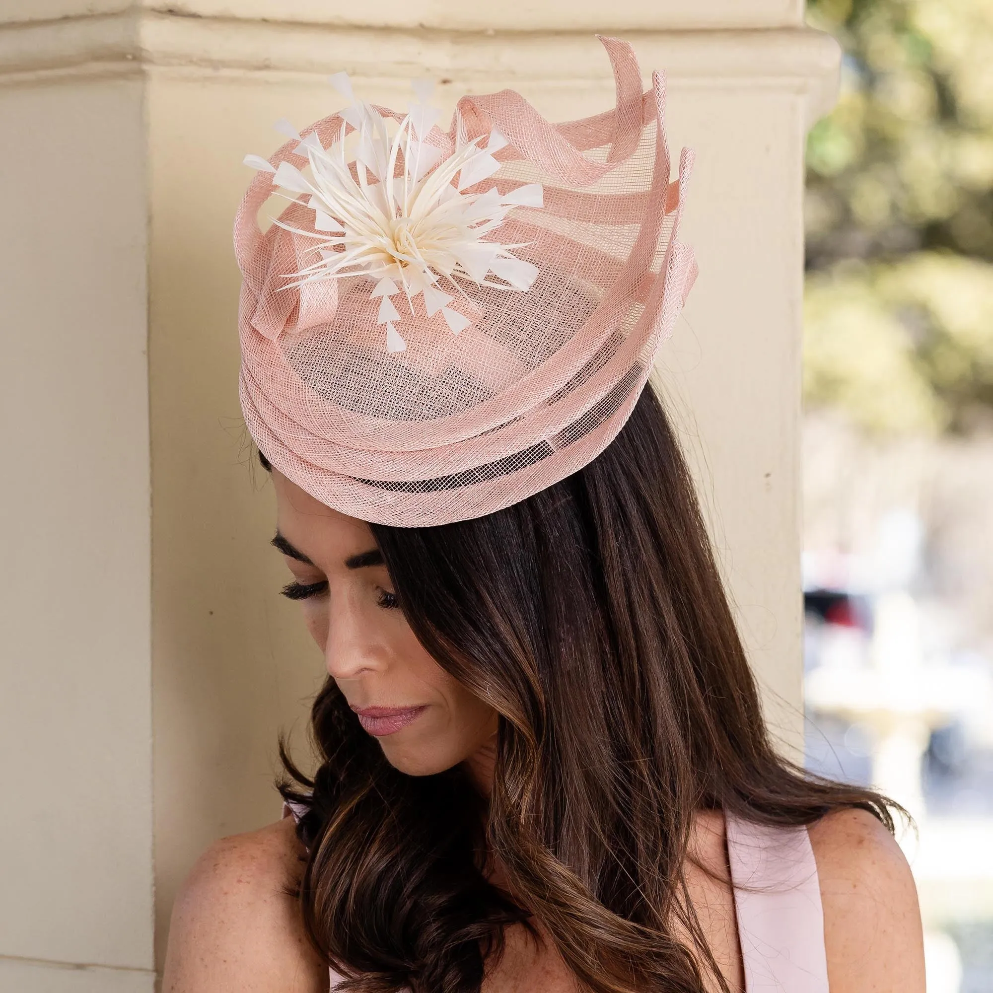 LIGHT PINK TEARDROP FASCINATOR sold by Lele Sadoughi product image thumbnail 3