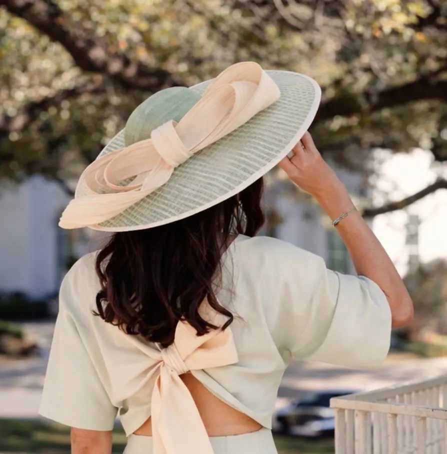 PISTACHIO SUZANNAH FASCINATOR sold by Lele Sadoughi product image thumbnail 2