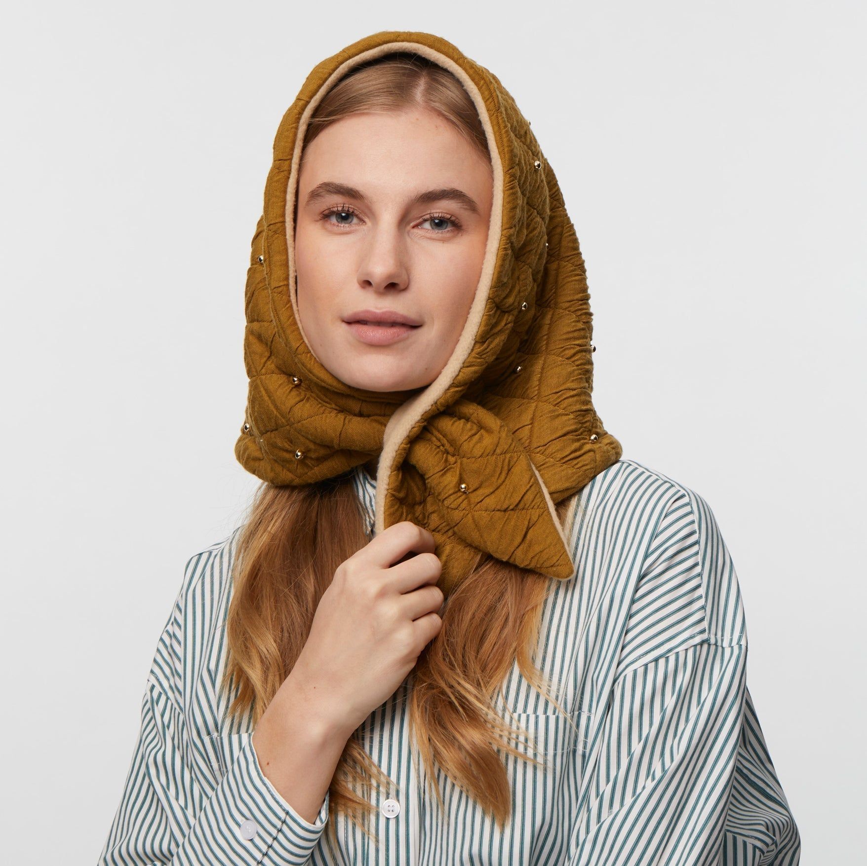 MOSS PUFFY QUILTED BONNET SCARF sold by Lele Sadoughi product image thumbnail 2