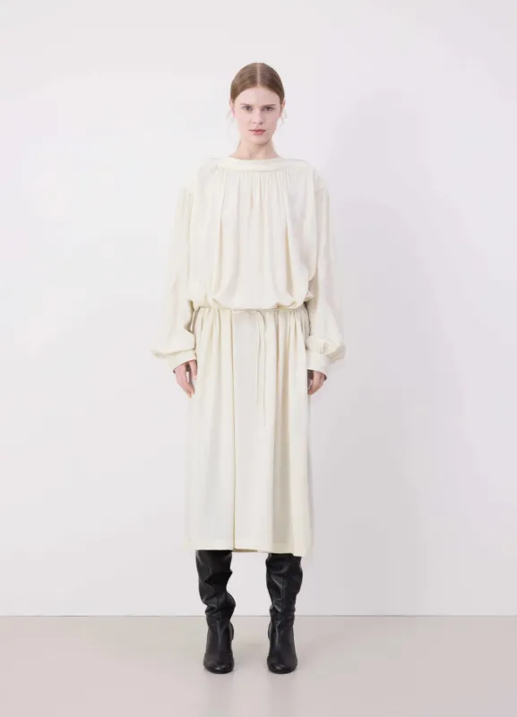 HOUSSE DRESS WITH DRAWSTRING made by Lemaire