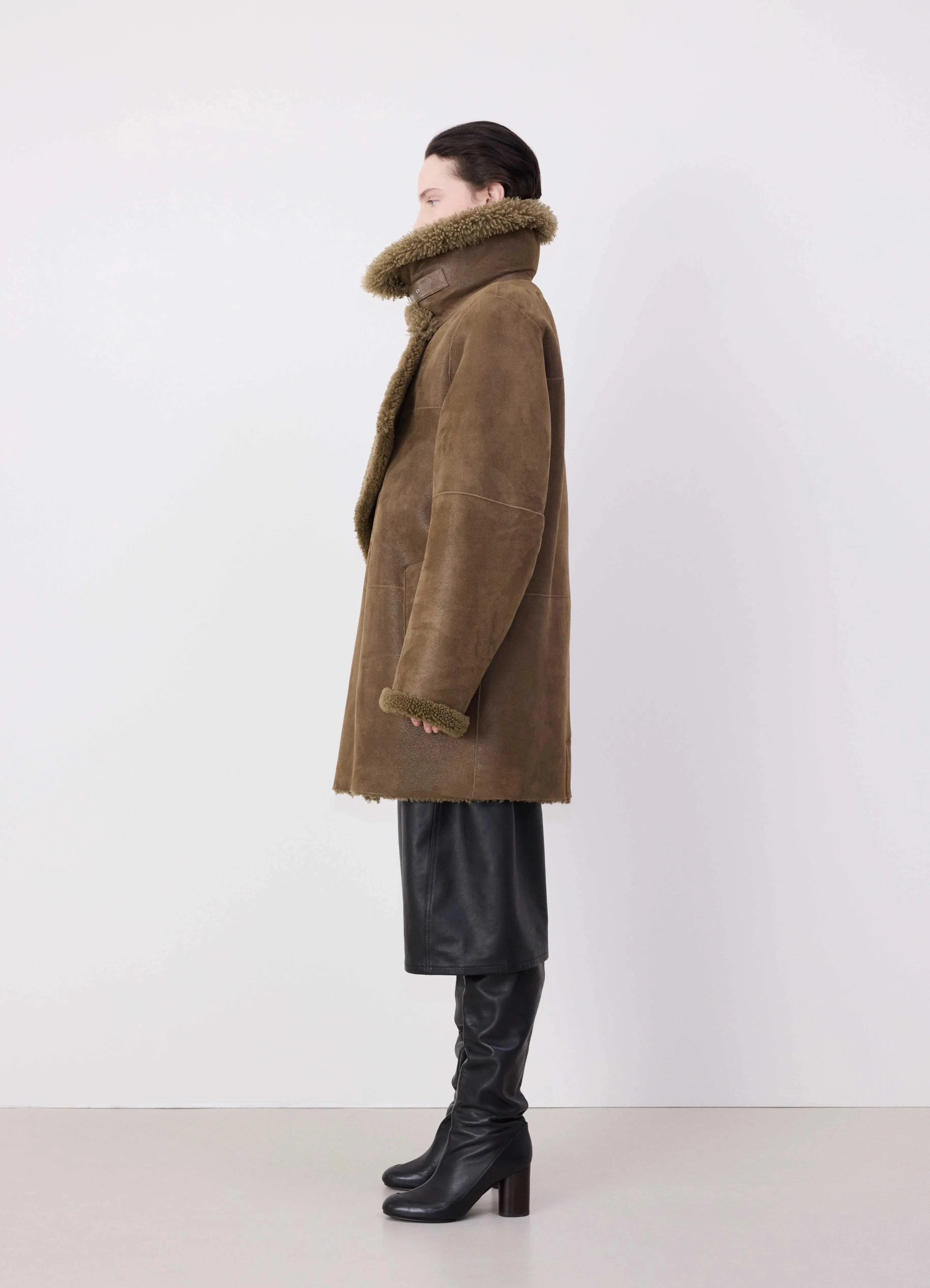 ASYMMETRICAL SHEARLING COAT IN LEATHER sold by Lemaire product image thumbnail 3