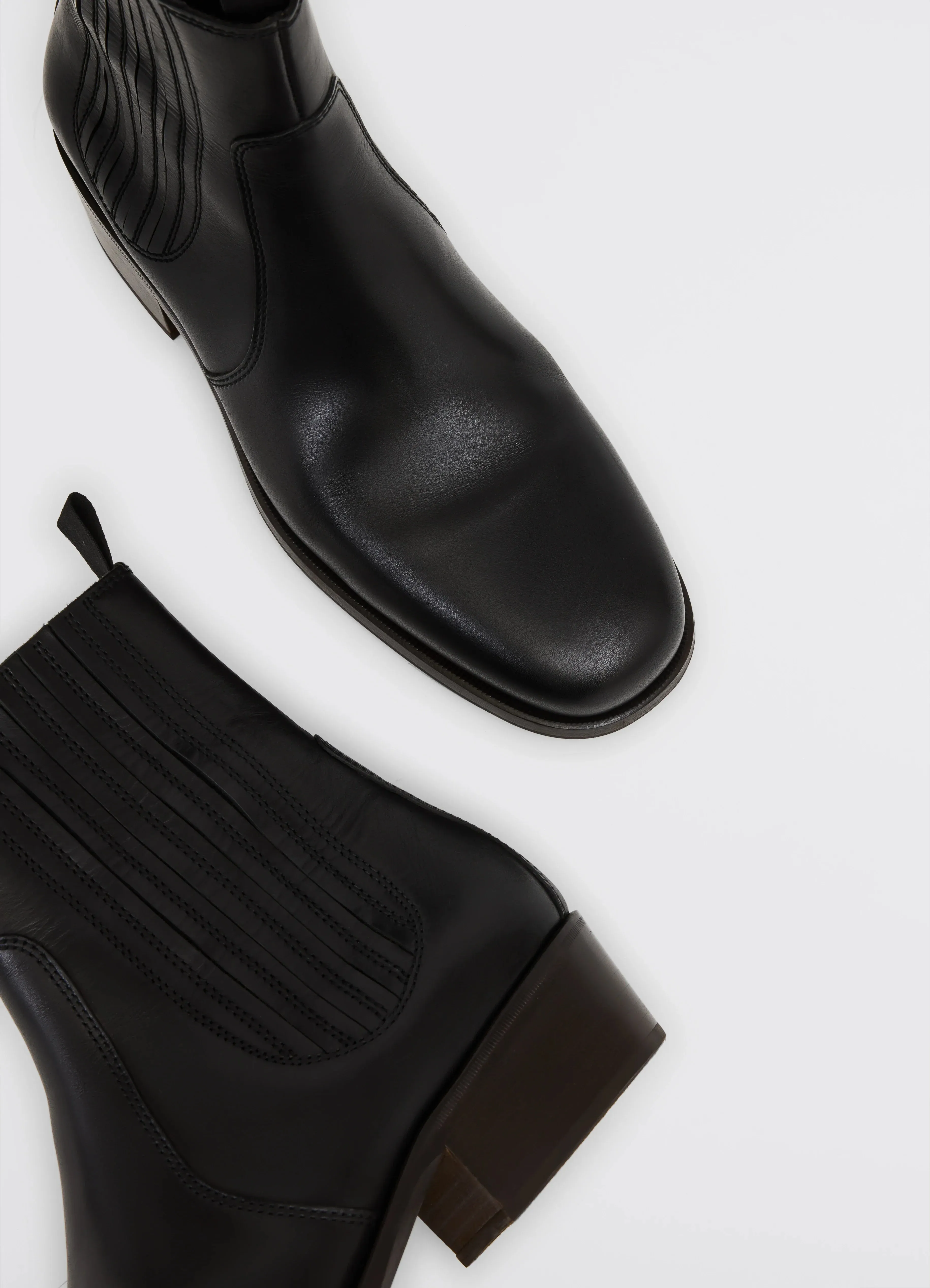 CHELSEA BOOTS IN LEATHER sold by Lemaire product image thumbnail 5