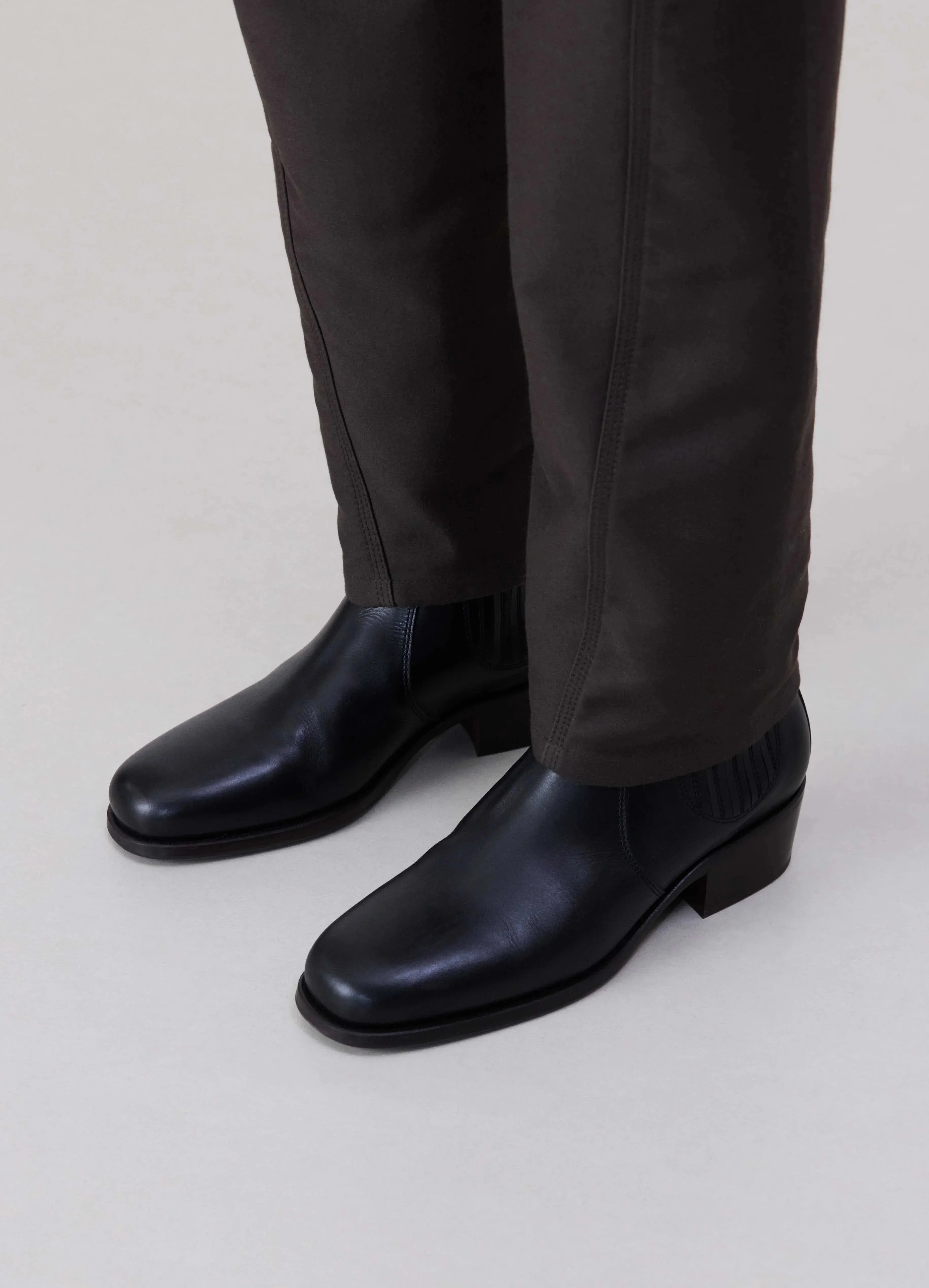 CHELSEA BOOTS IN LEATHER sold by Lemaire product image thumbnail 2