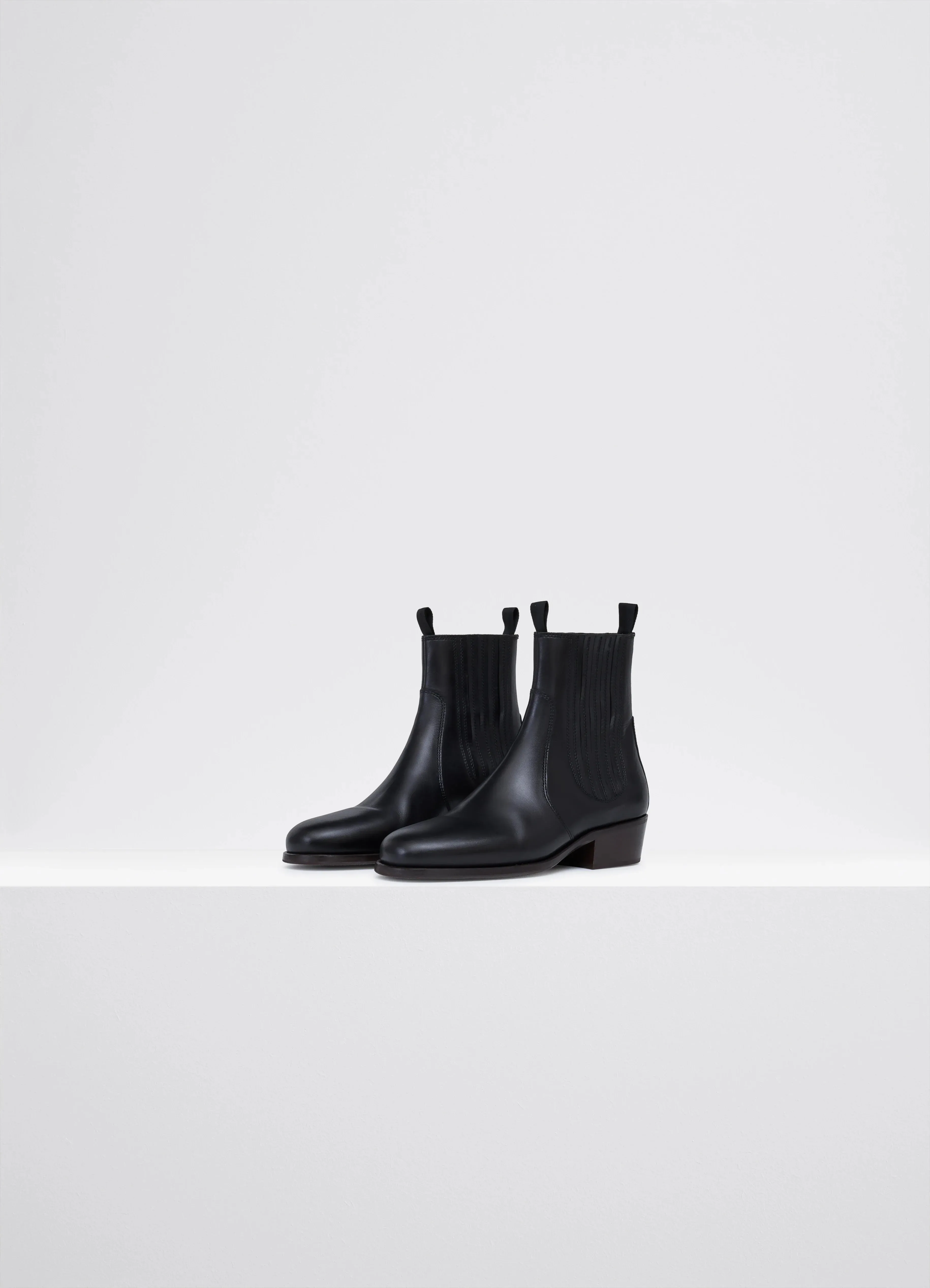 CHELSEA BOOTS IN LEATHER sold by Lemaire product image thumbnail 3