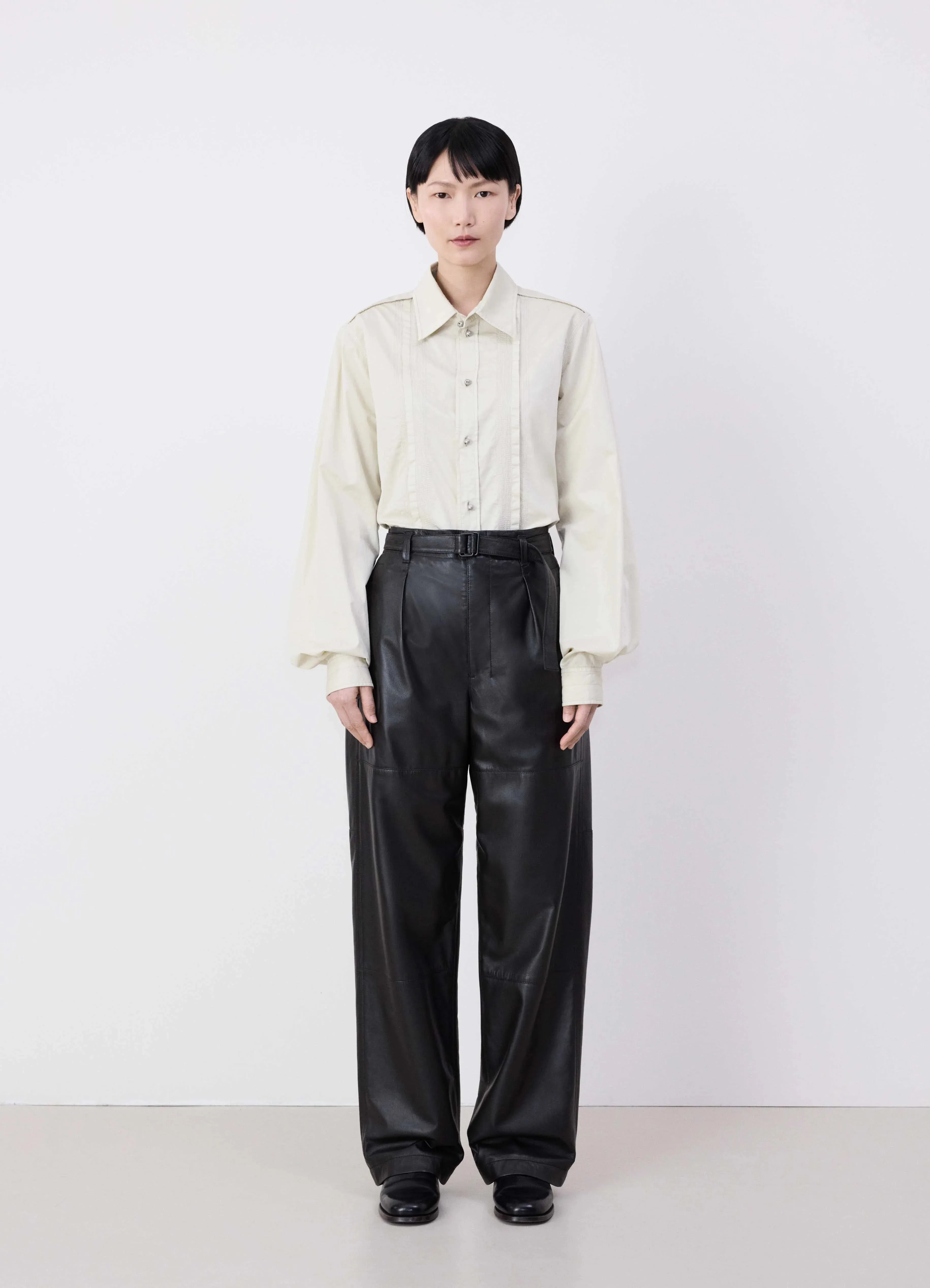 DRAWSTRING PARACHUTE PANTS IN LEATHER sold by Lemaire