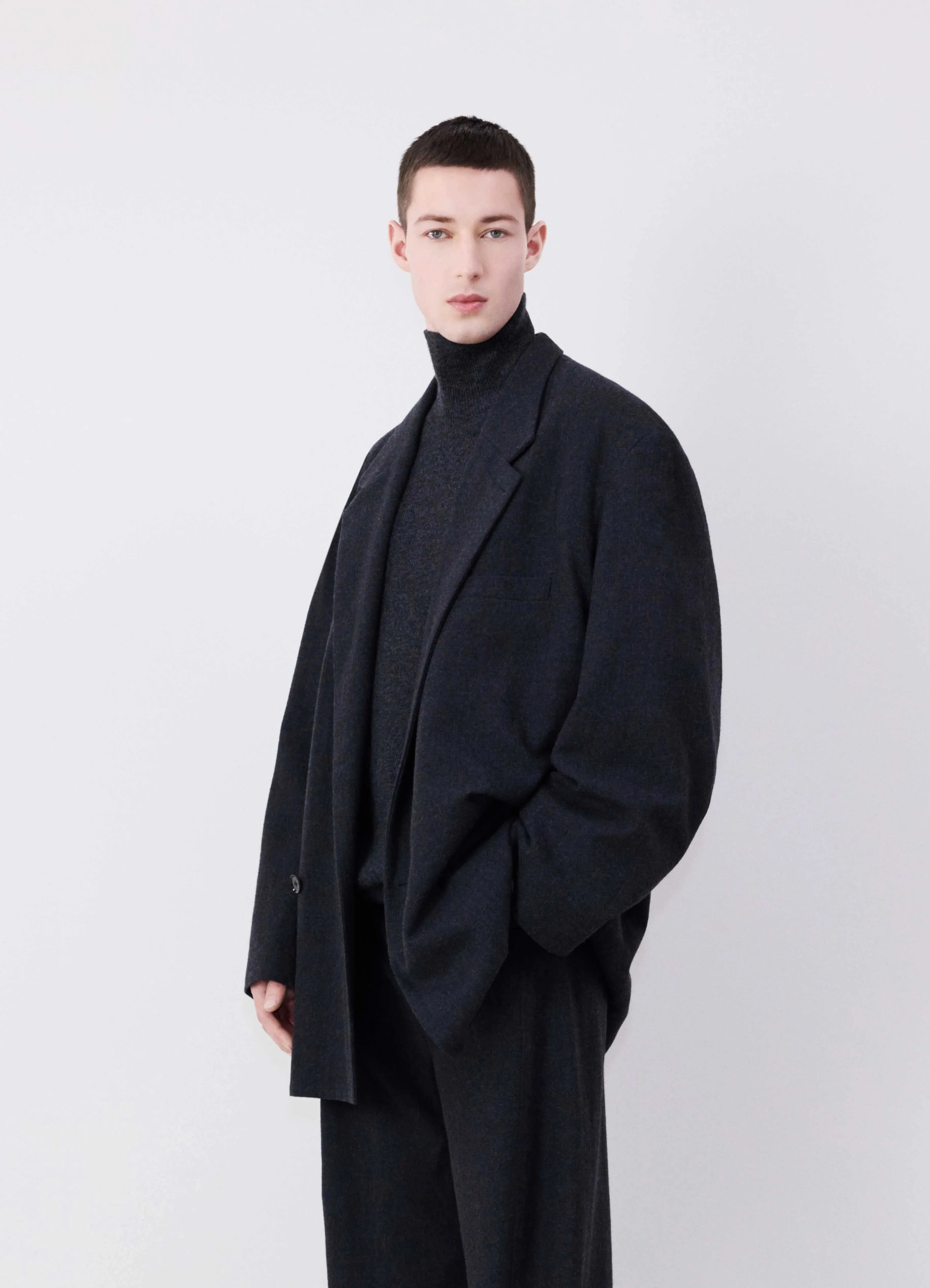 SHORT MAXI DOUBLE BREASTED COAT sold by Lemaire product image thumbnail 4