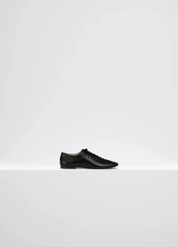 SOURIS FLAT CLASSIC DERBIES sold by Lemaire
