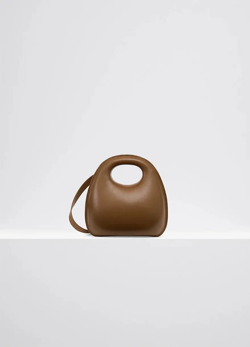 EGG BAG IN LEATHER sold by Lemaire