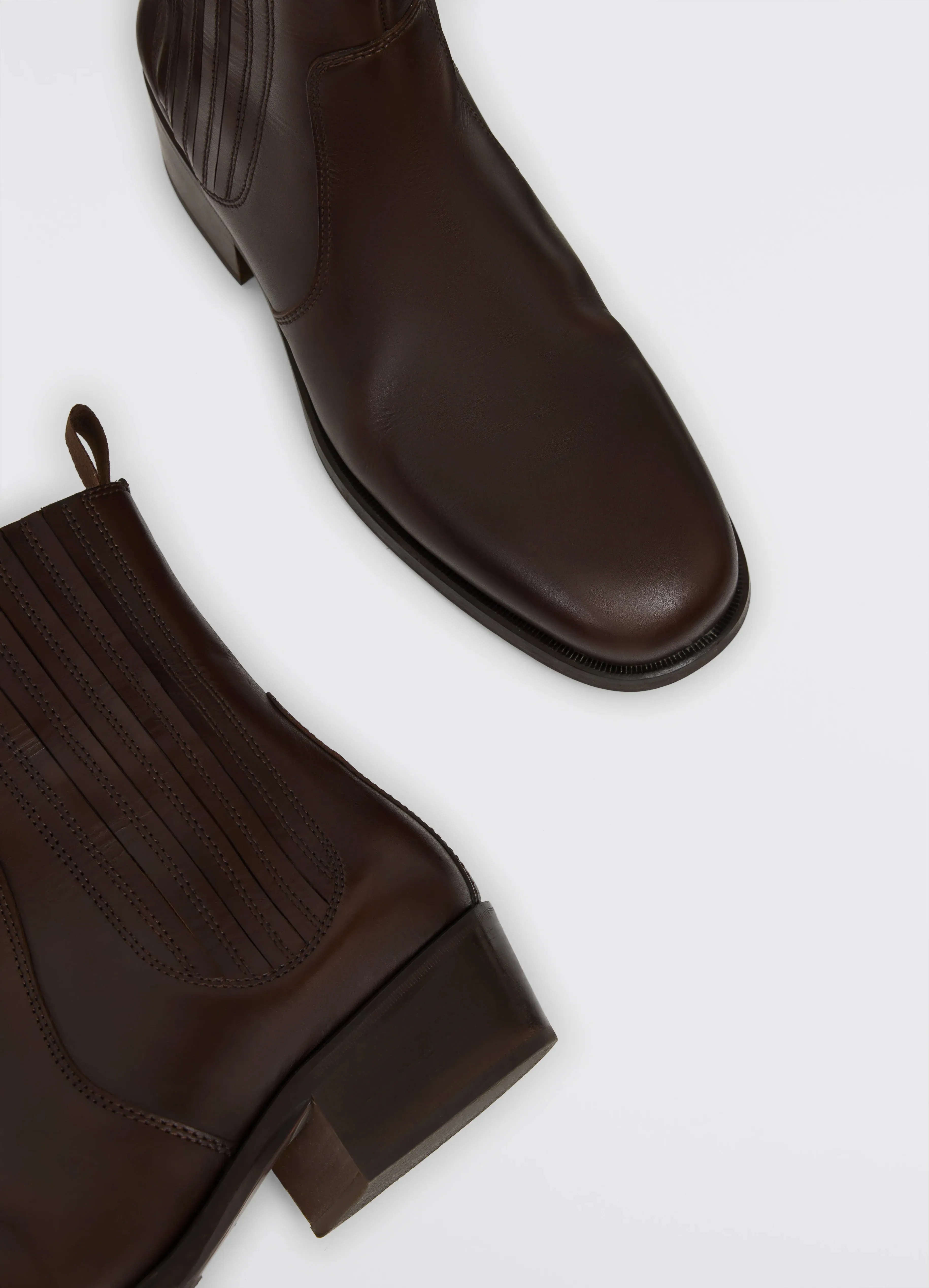 CHELSEA BOOTS IN LEATHER sold by Lemaire product image thumbnail 5