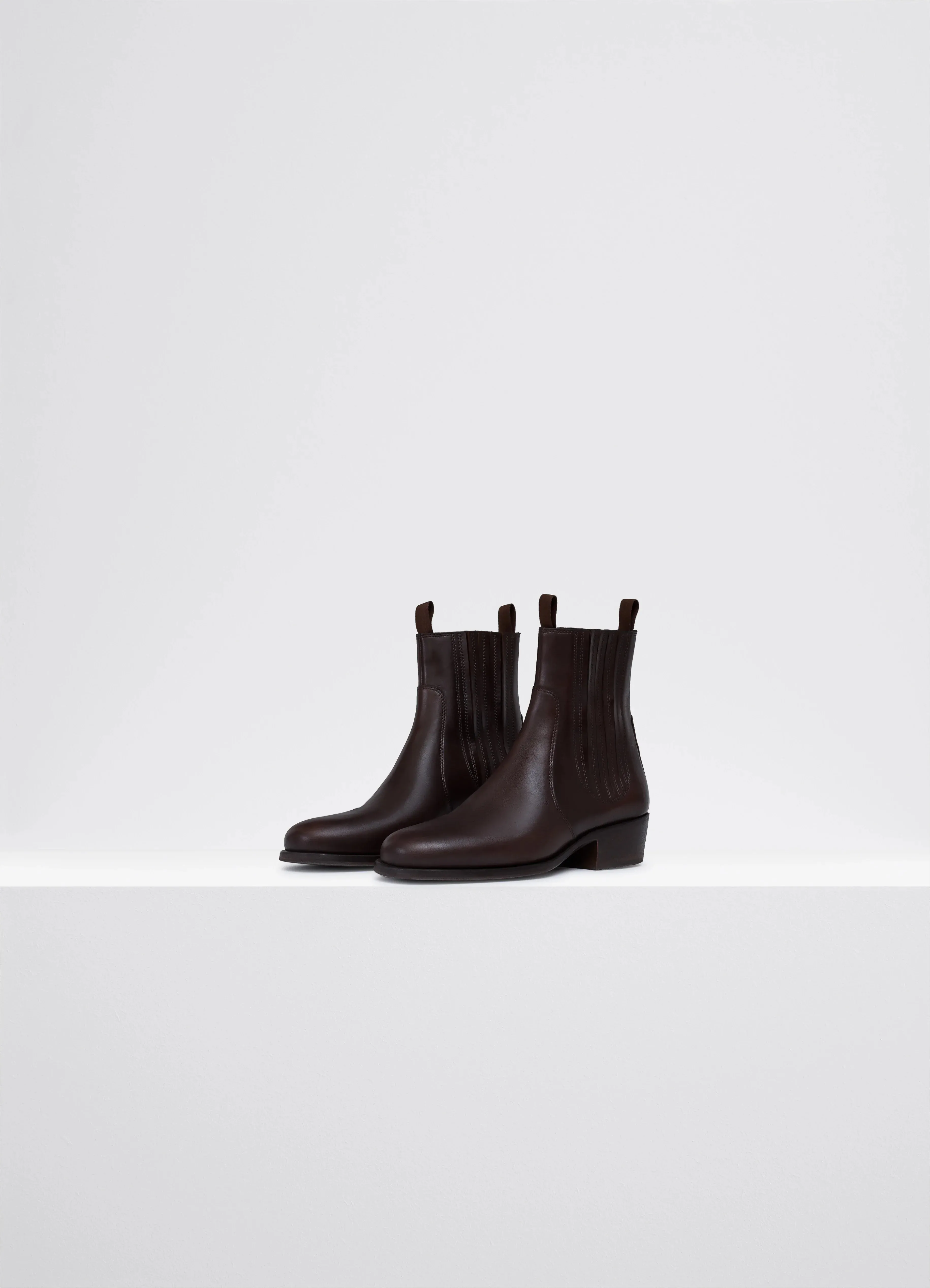 CHELSEA BOOTS IN LEATHER sold by Lemaire product image thumbnail 3