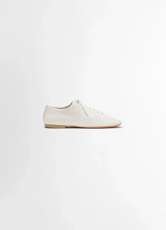 SOURIS FLAT CLASSIC DERBIES sold by Lemaire
