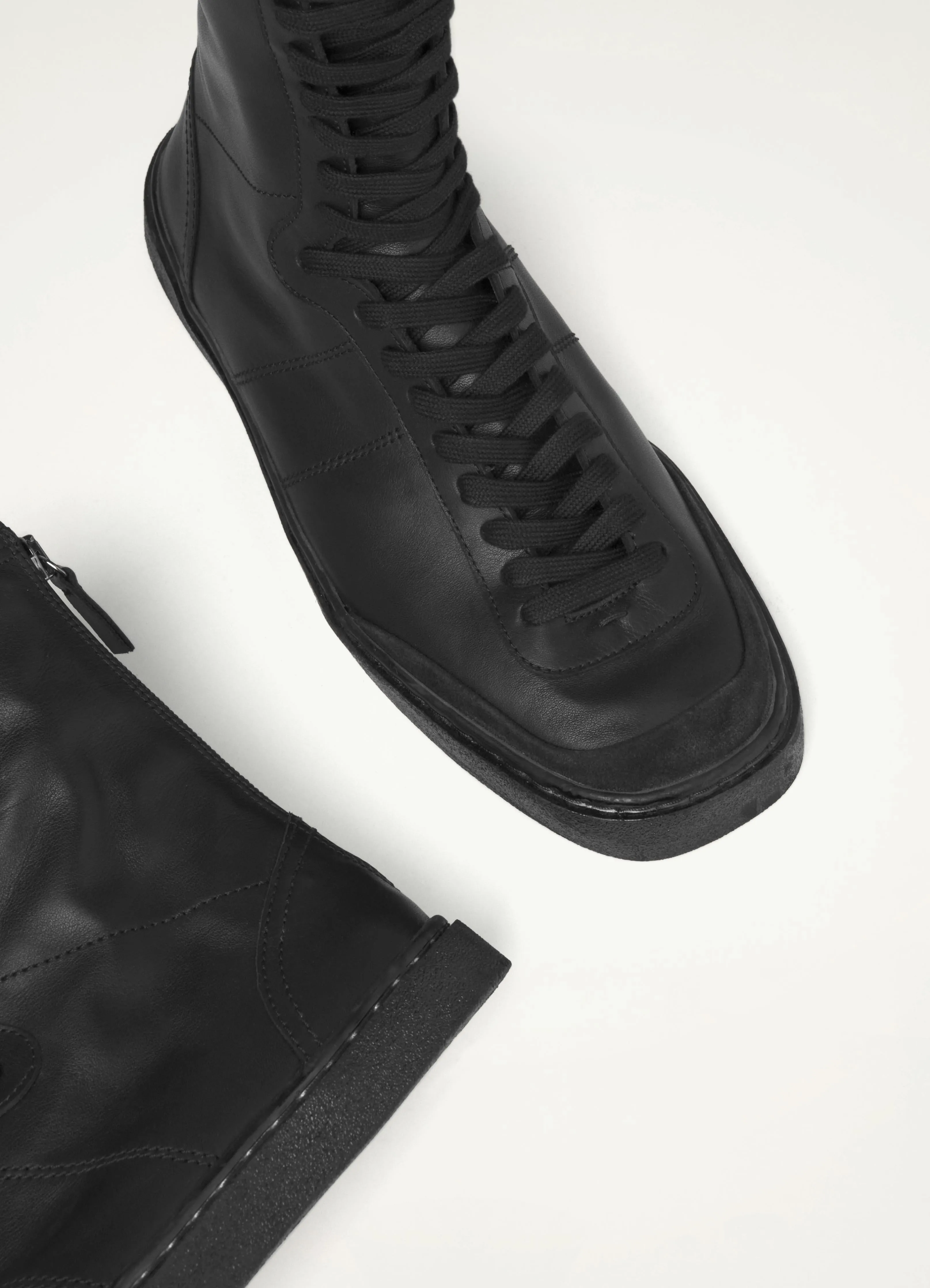 LINOLEUM BOXING TRAINERS sold by Lemaire product image thumbnail 4