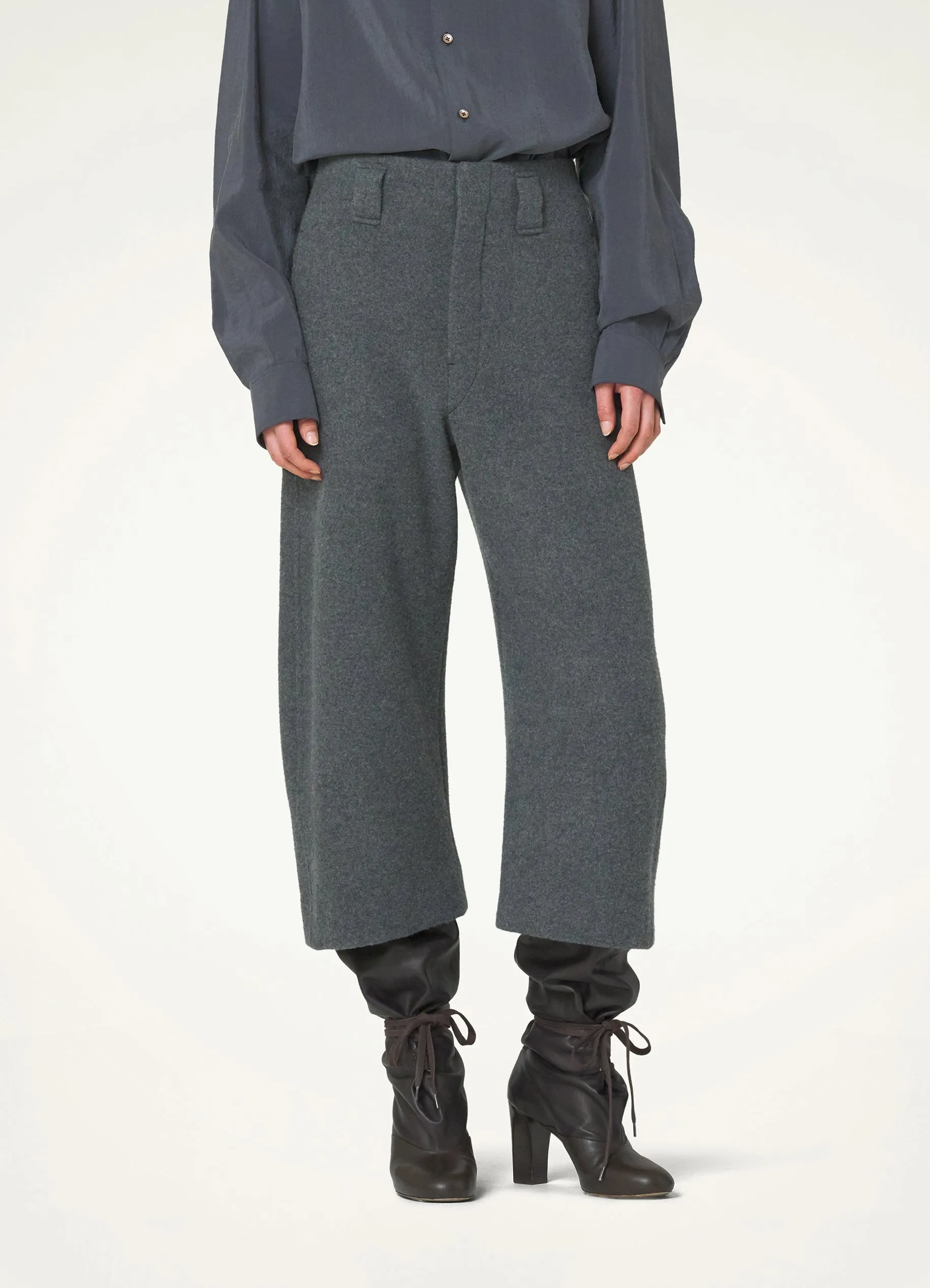 CROPPED CURVED PANTS sold by Lemaire