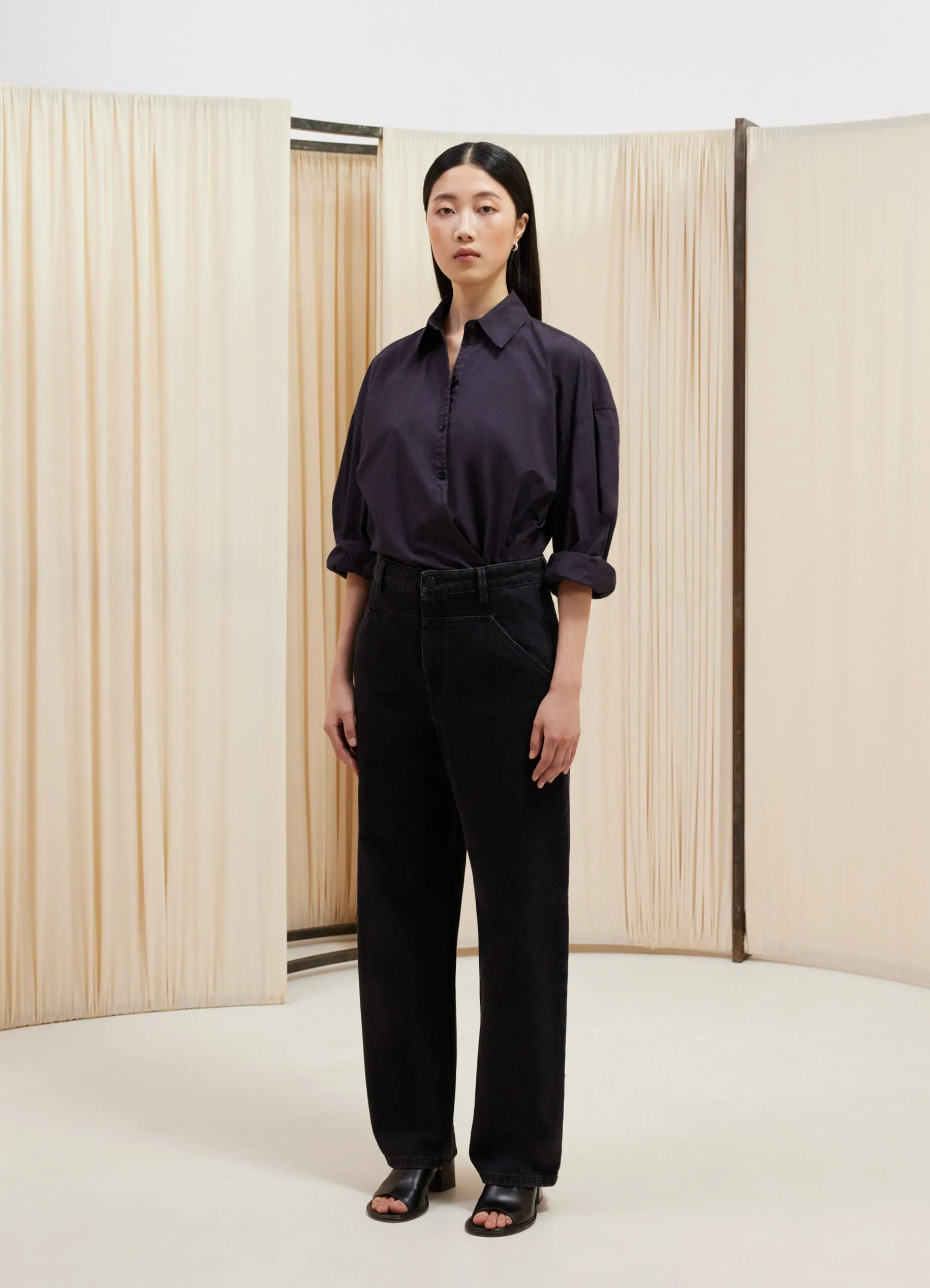 STRAIGHT COLLAR TWISTED SHIRT sold by Lemaire product image thumbnail 2