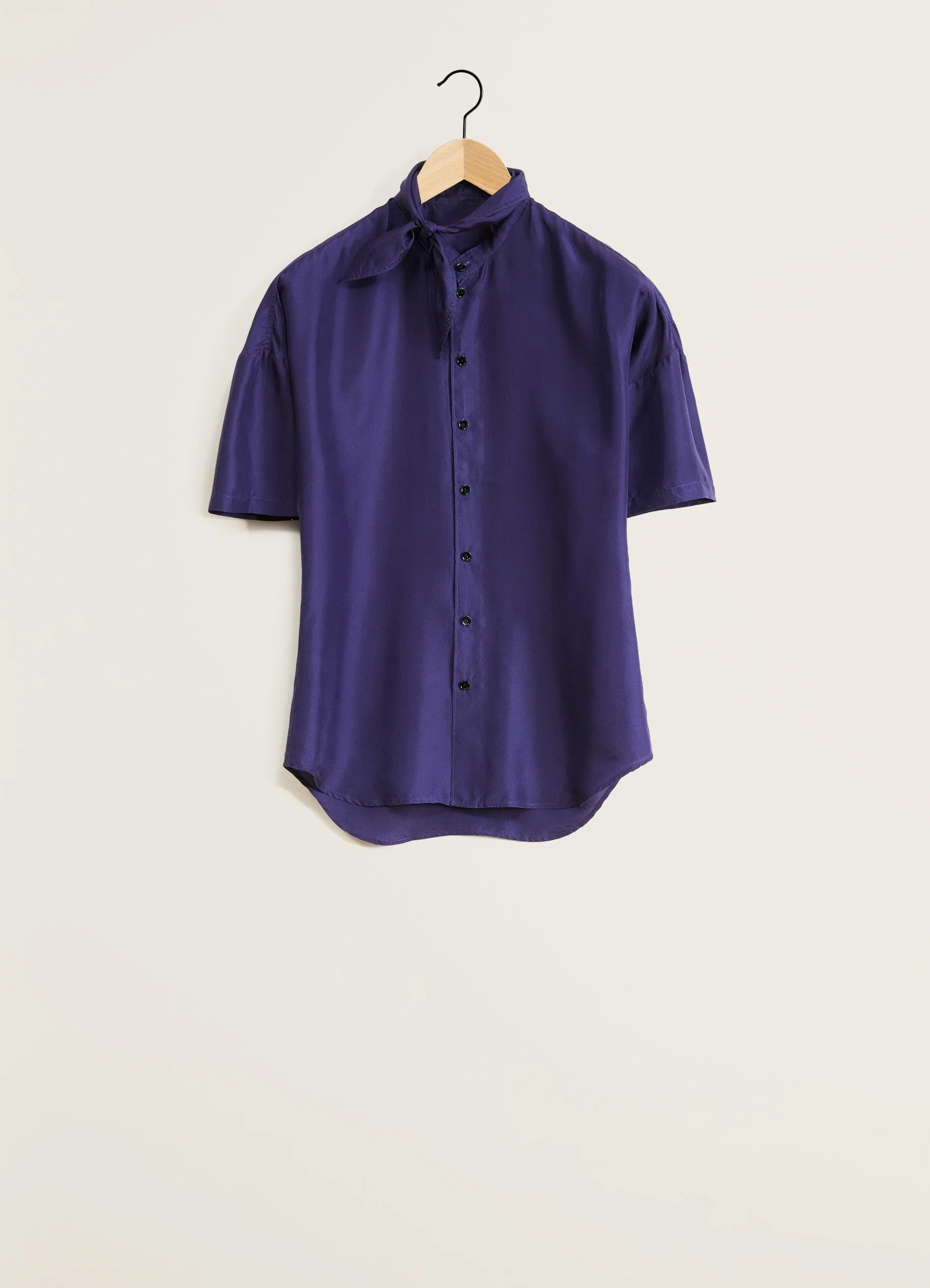 SHORT SLEEVE FITTED SHIRT WITH SCARF sold by Lemaire product image thumbnail 2