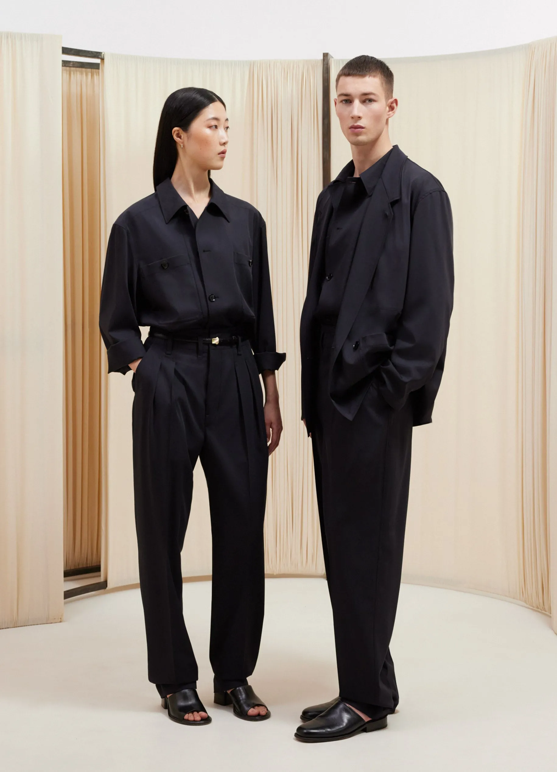 TAILORED PLEATED PANTS sold by Lemaire