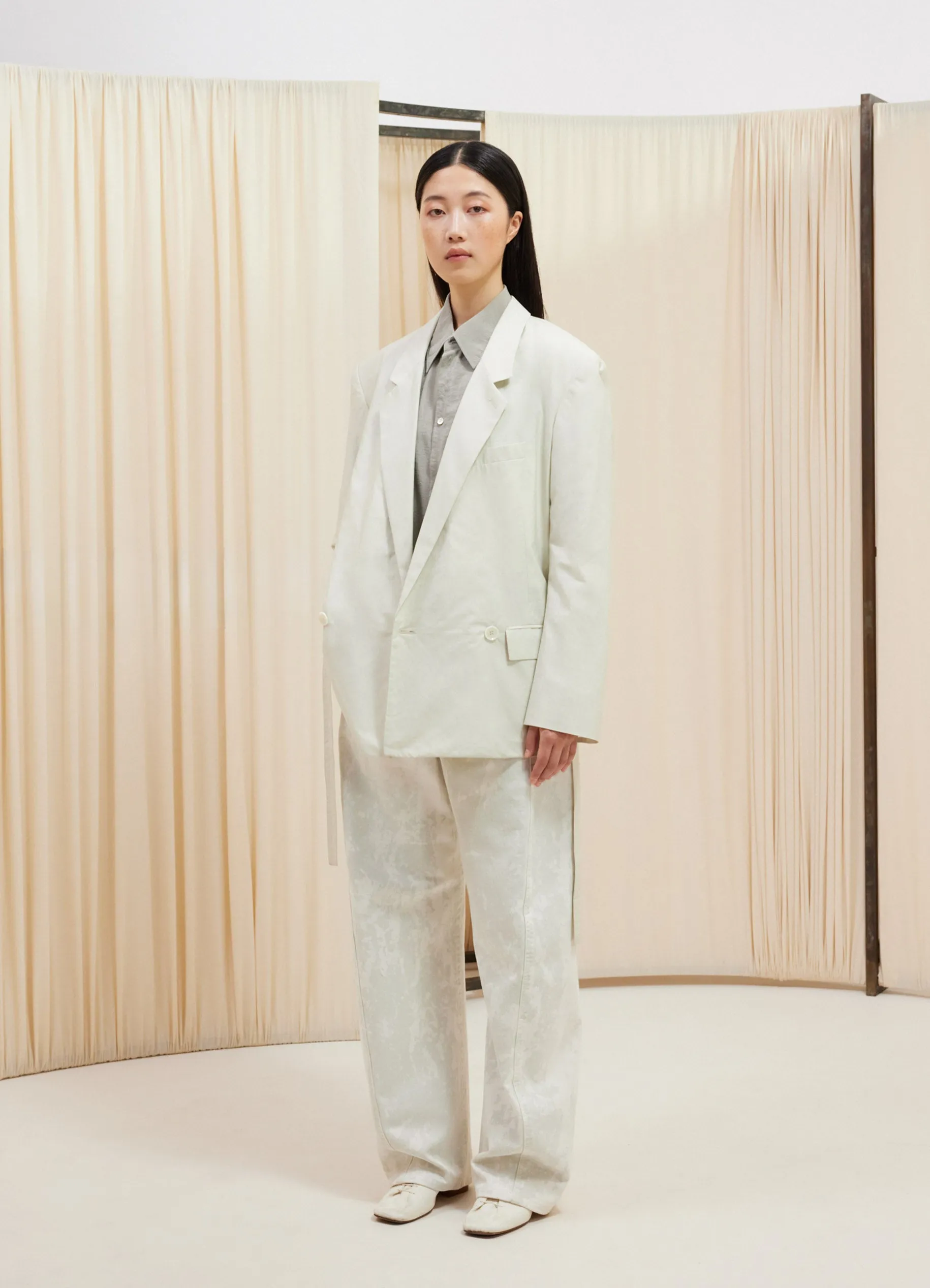 BELTED LIGHT TAILORED JACKET sold by Lemaire product image thumbnail 2