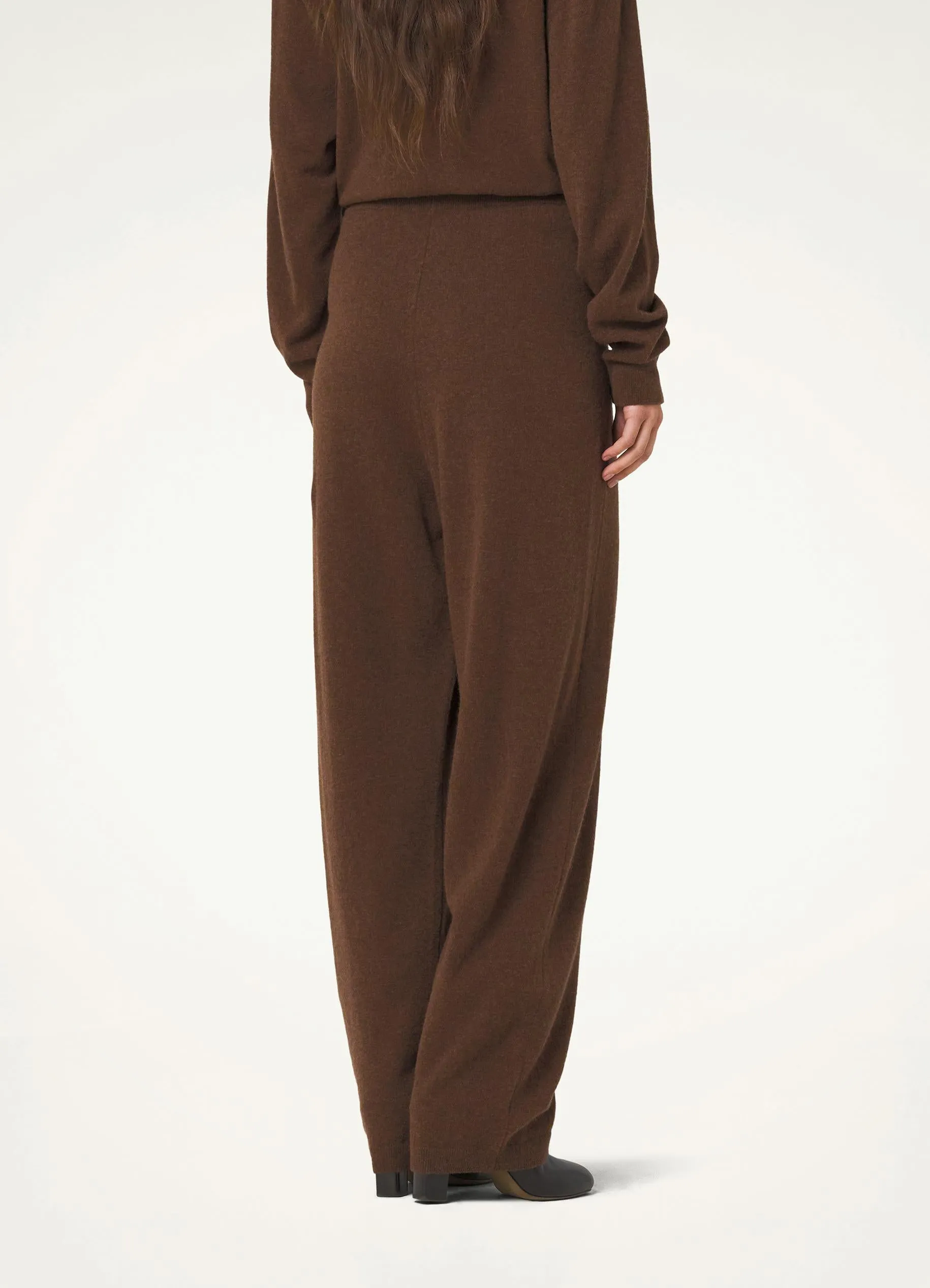 SOFT CURVED PANTS sold by Lemaire product image thumbnail 2