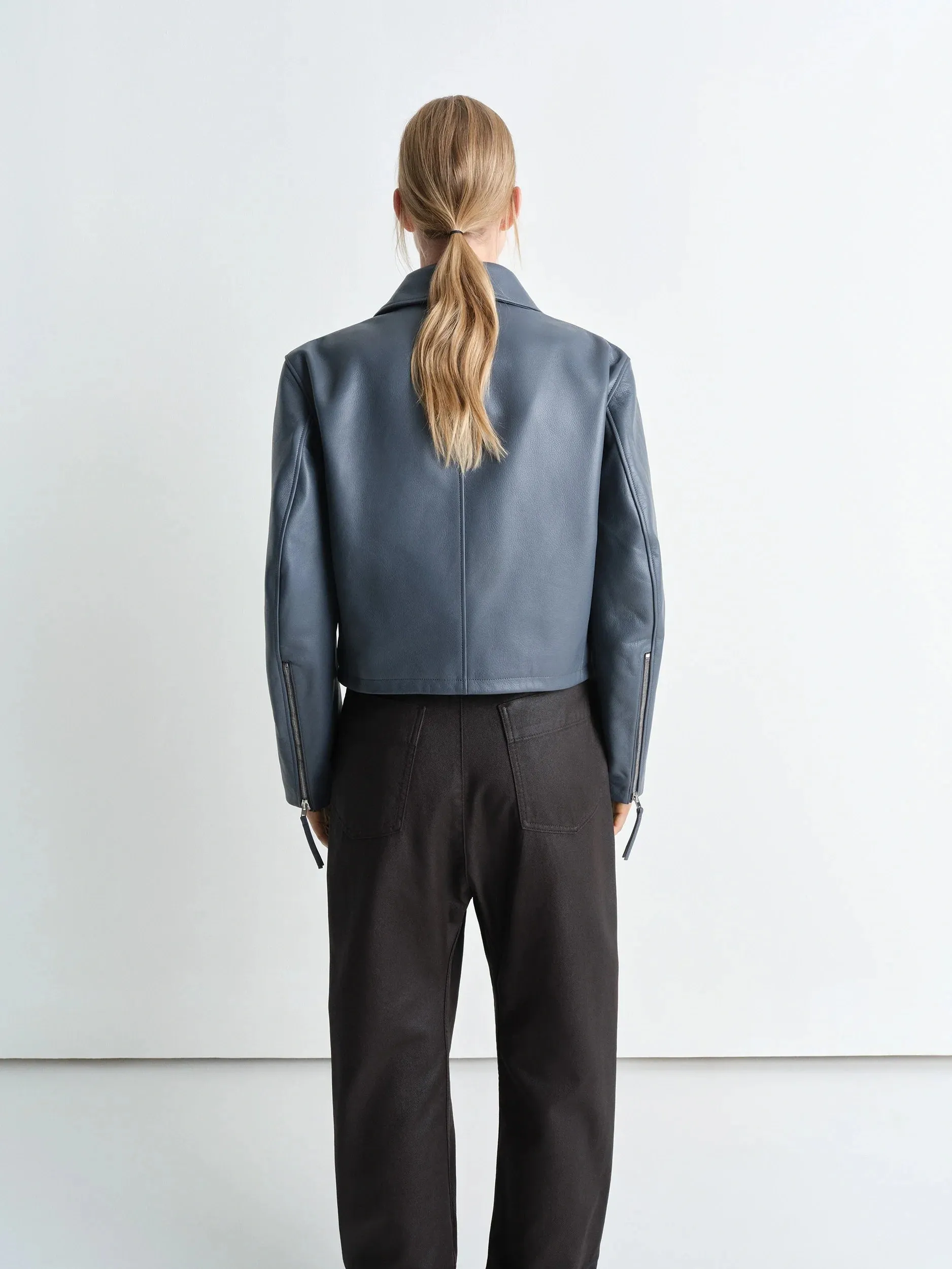 BOXY CROPPED JACKET IN LEATHER sold by Lemaire product image thumbnail 3