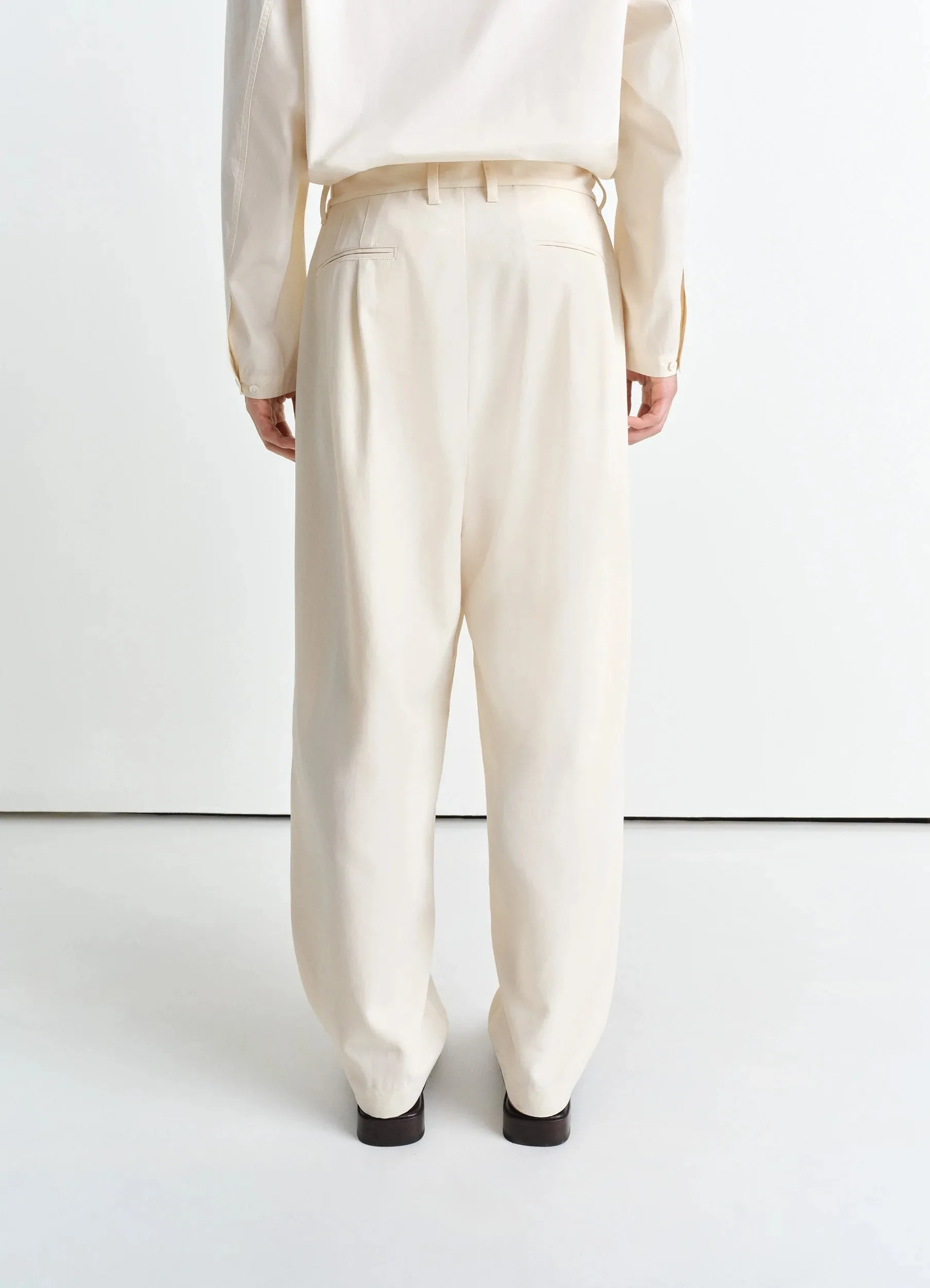 DRAWSTRING PLEATED PANTS sold by Lemaire product image thumbnail 4