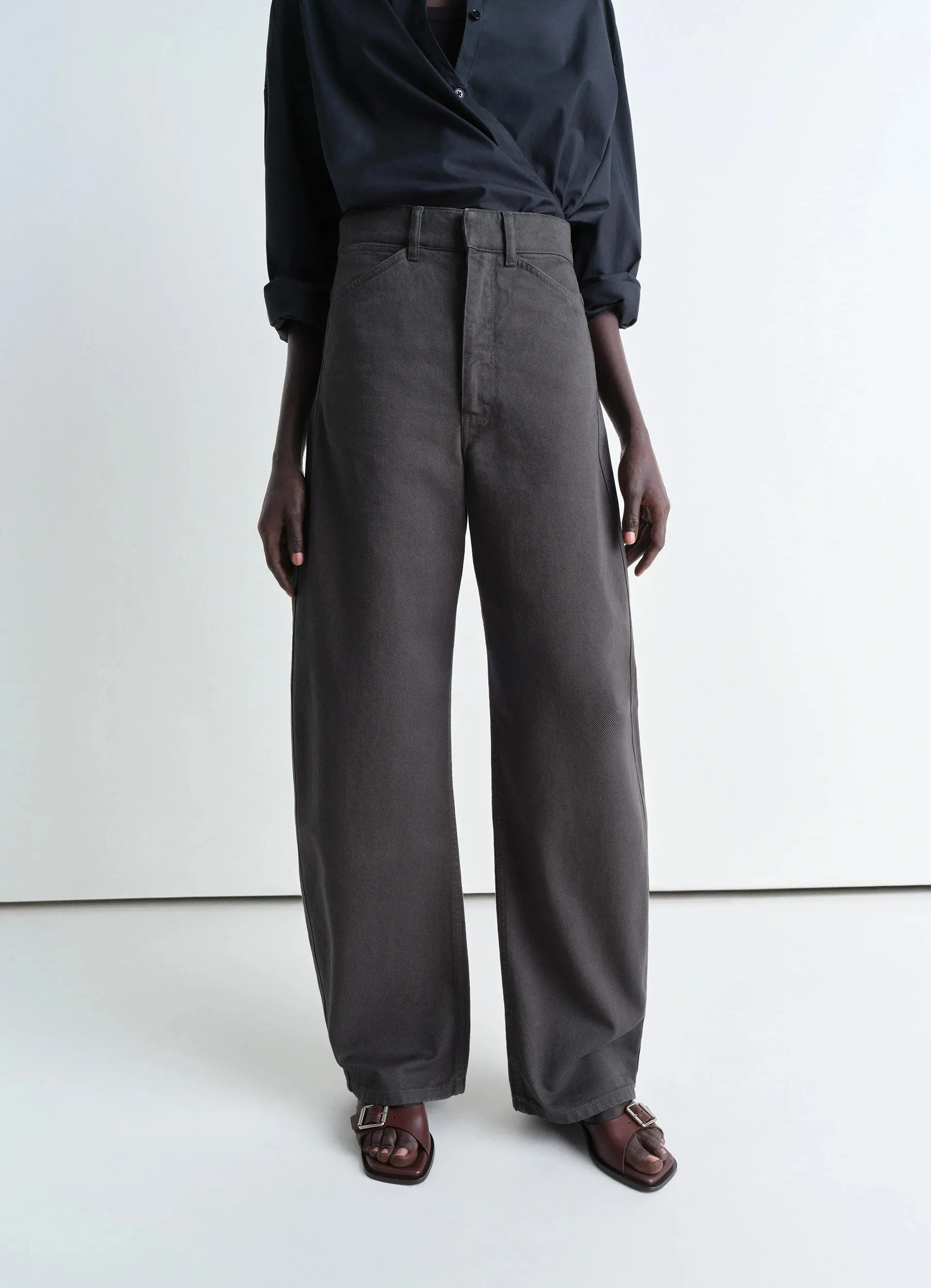 HIGH WAISTED CURVED PANTS sold by Lemaire product image thumbnail 4