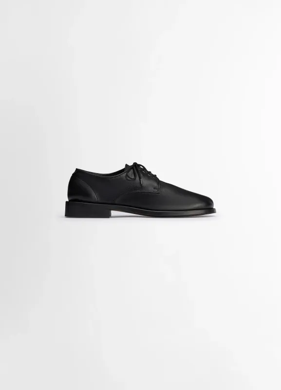 ANATOMIC DERBIES made by Lemaire