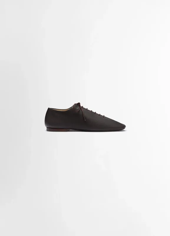 SOURIS FLAT CLASSIC DERBIES sold by Lemaire