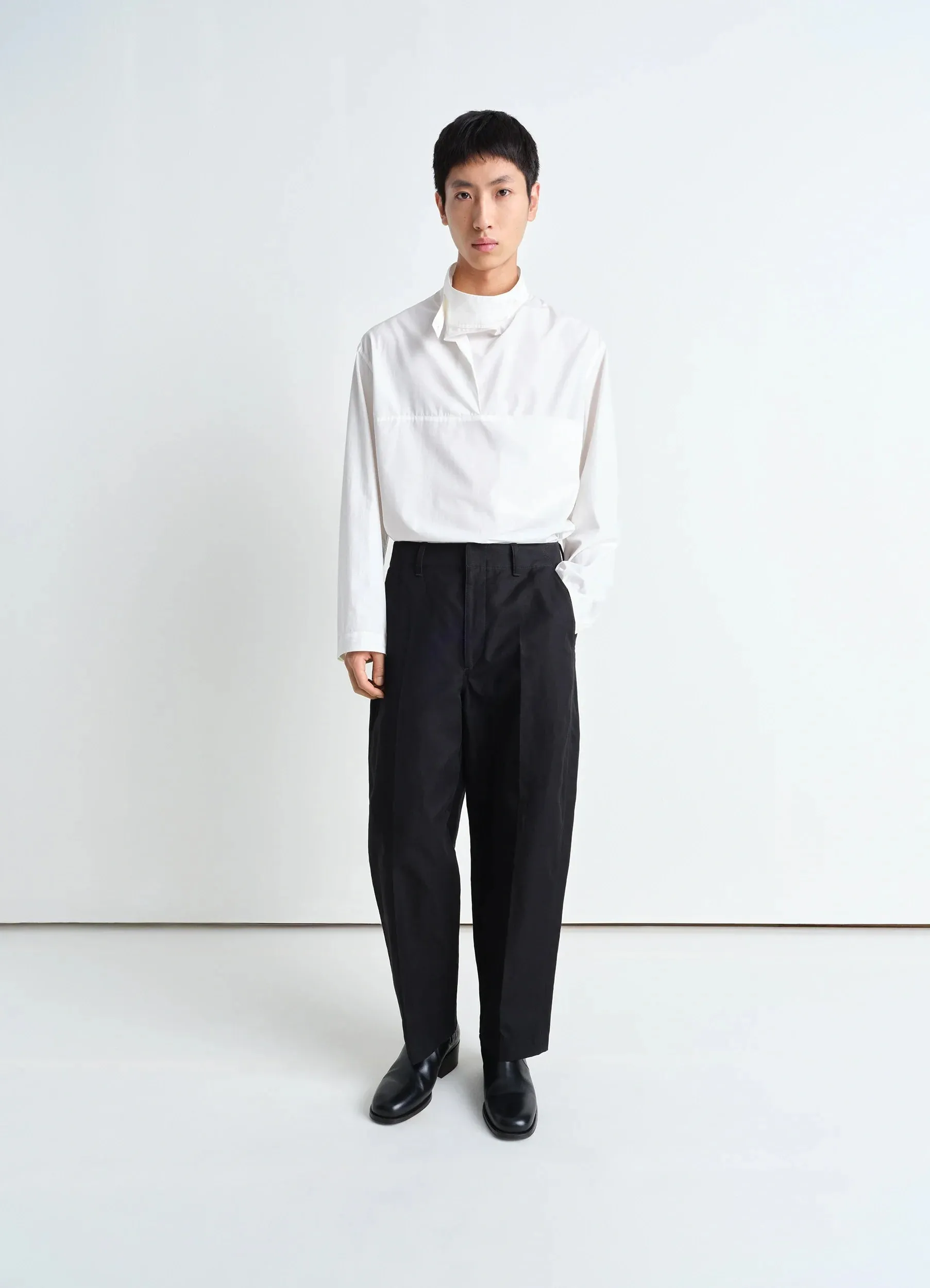 BIG CHINO PANTS sold by Lemaire