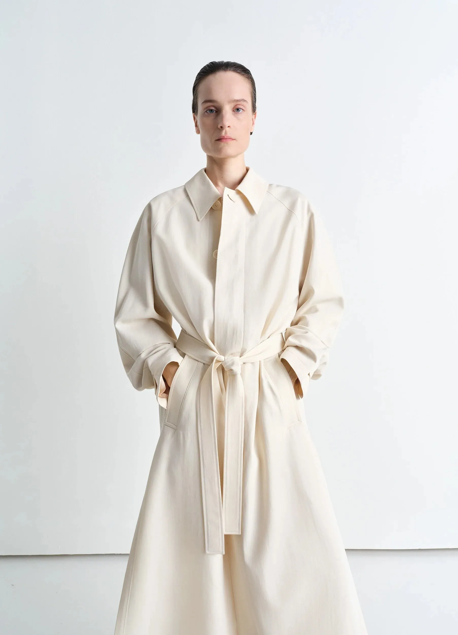 LIGHT SLITTED OVERCOAT sold by Lemaire product image thumbnail 5