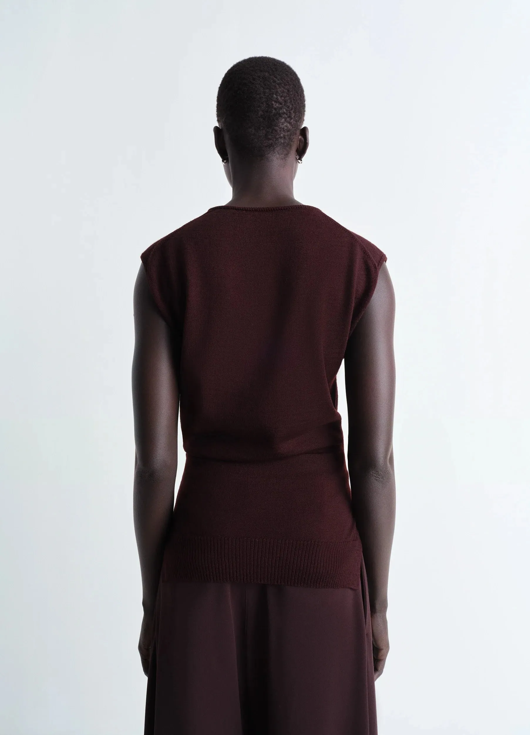 TROMPE L'OEIL SLEEVELESS JUMPER sold by Lemaire product image thumbnail 2