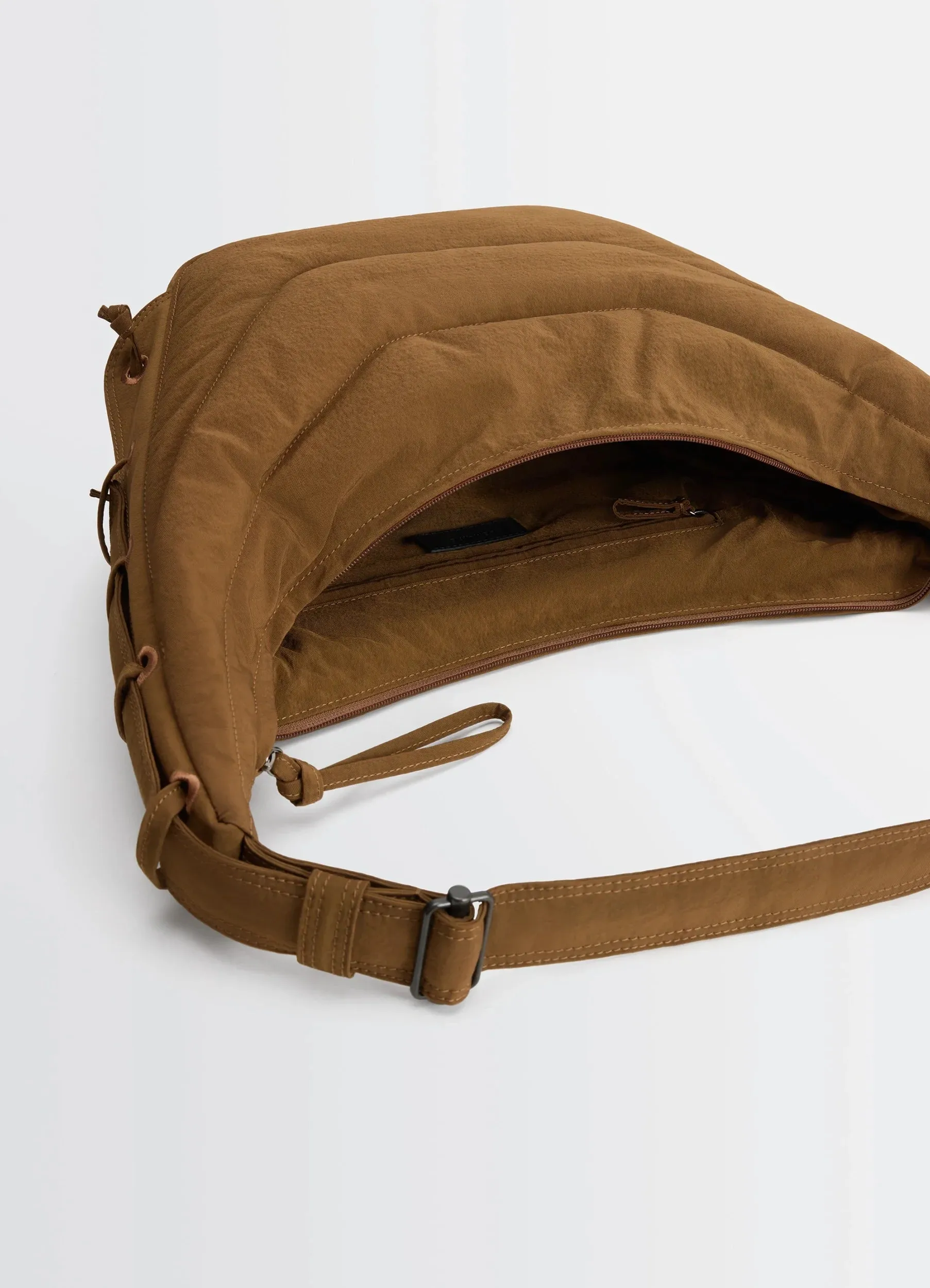 MEDIUM SOFT GAME BAG sold by Lemaire product image thumbnail 4