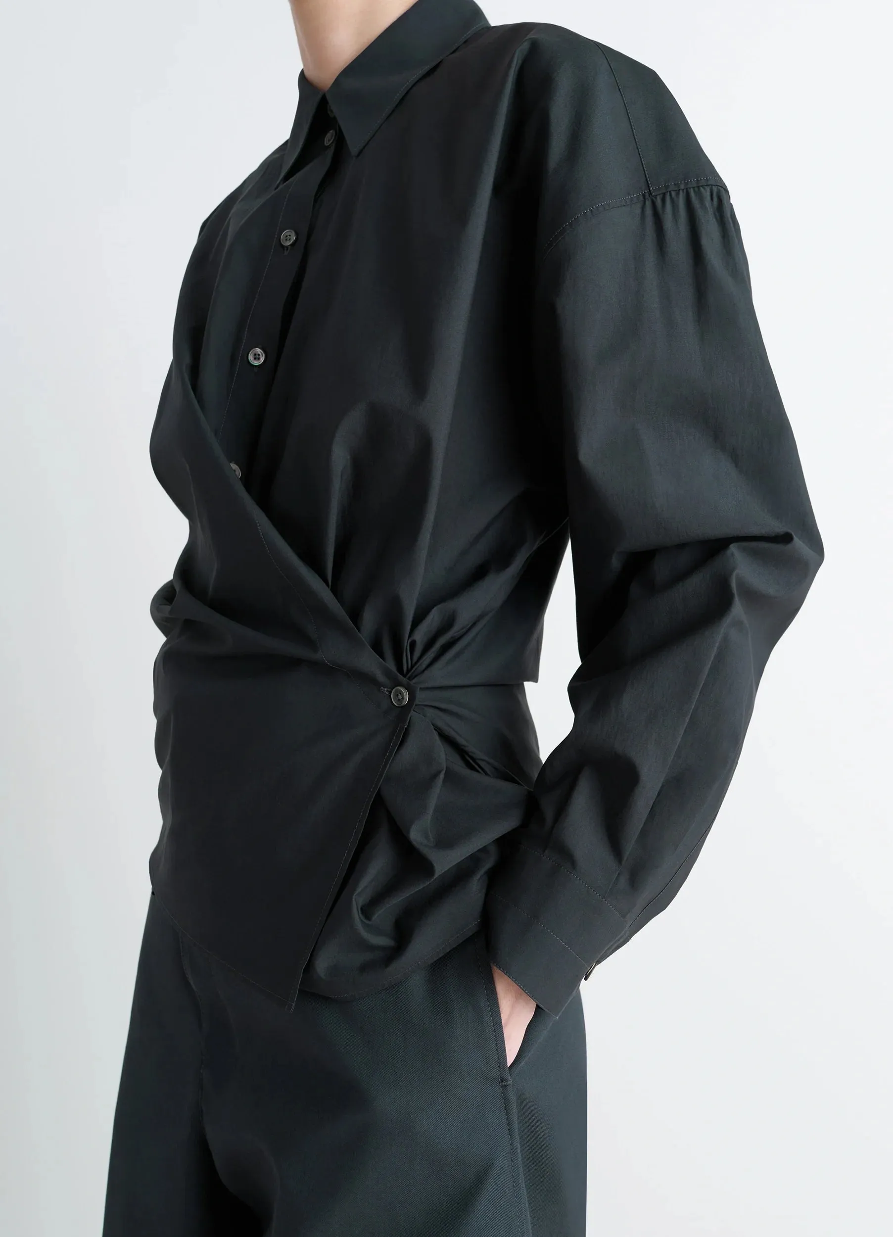 STRAIGHT COLLAR TWISTED SHIRT IN WASHED COTTON SILK sold by Lemaire product image thumbnail 3