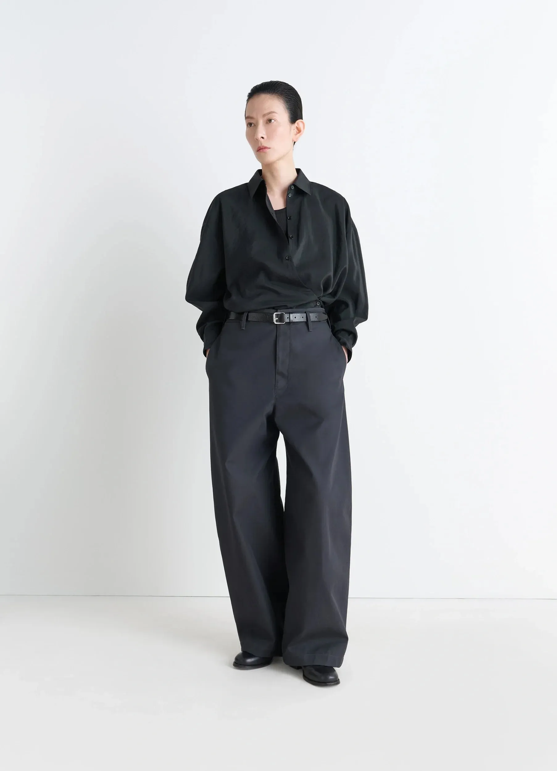 STRAIGHT COLLAR TWISTED SHIRT IN DRY SILK sold by Lemaire product image thumbnail 2
