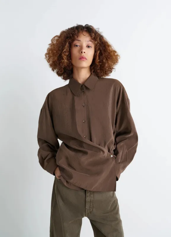 STRAIGHT COLLAR TWISTED SHIRT sold by Lemaire