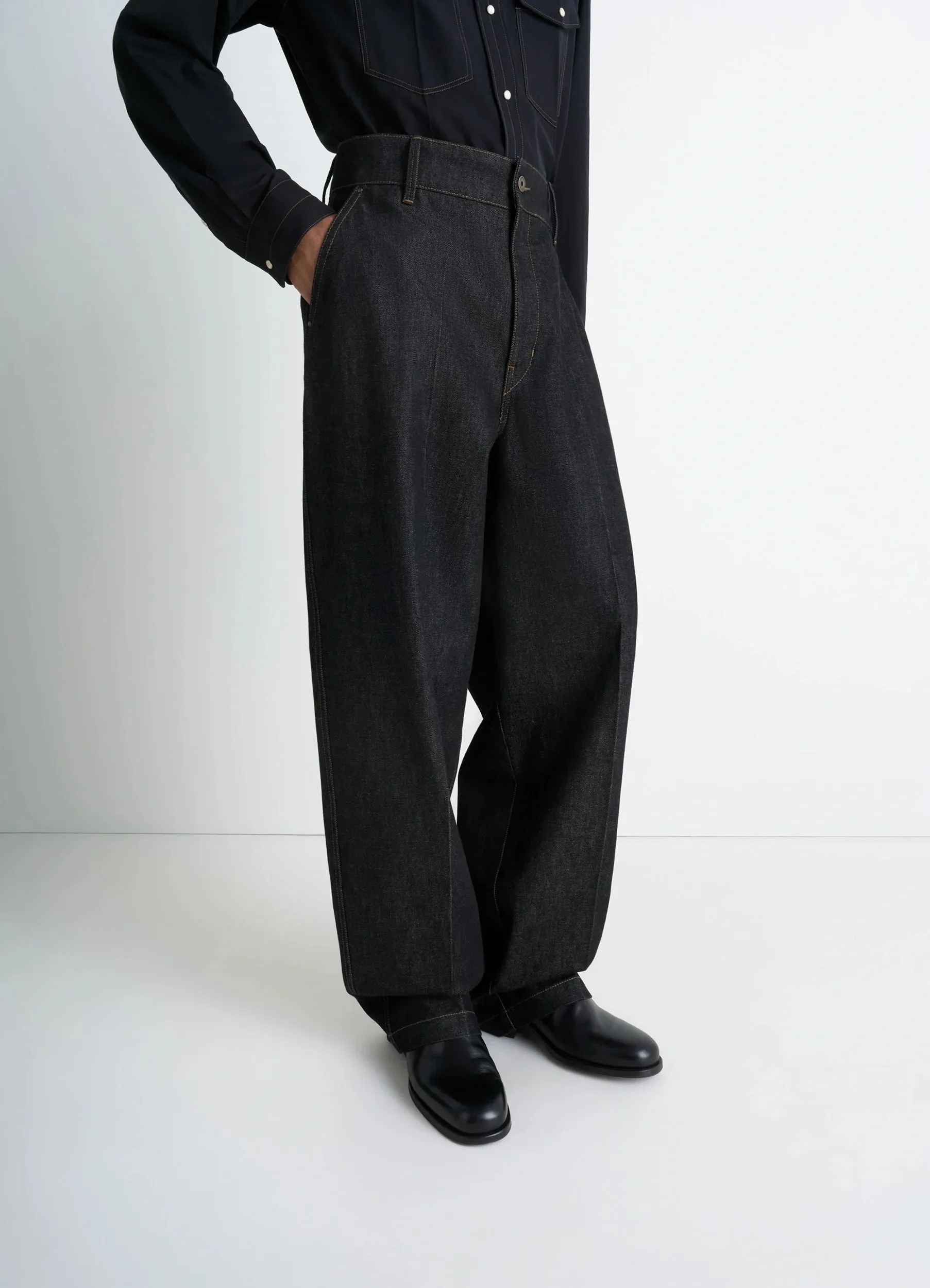 MAXI BARREL WORKWEAR PANTS IN DENIM sold by Lemaire product image thumbnail 2