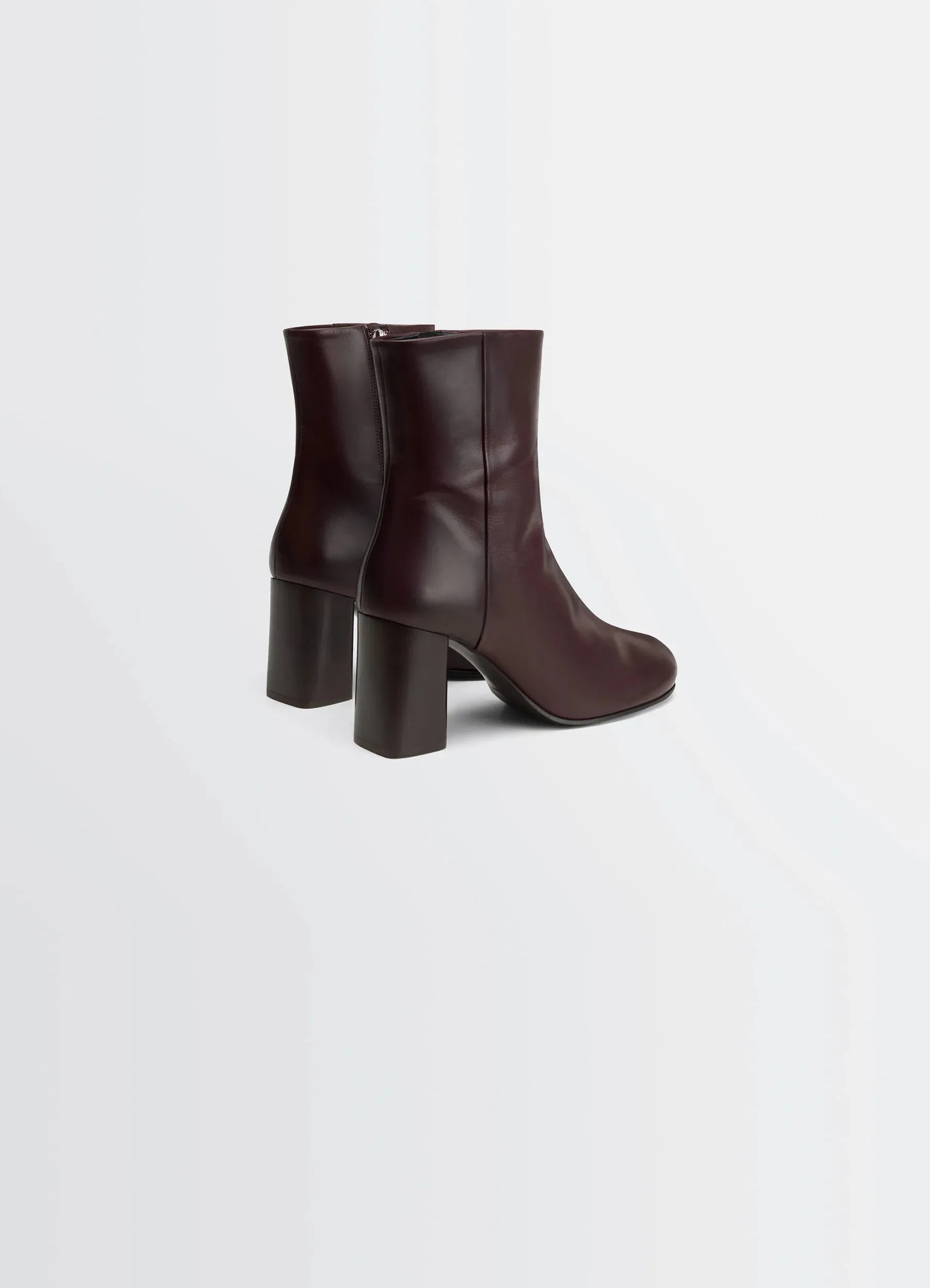 ANATOMIC BOOTS WITH 80MM HEEL IN GLOSSY VEGETABLE LEATHER sold by Lemaire product image thumbnail 4