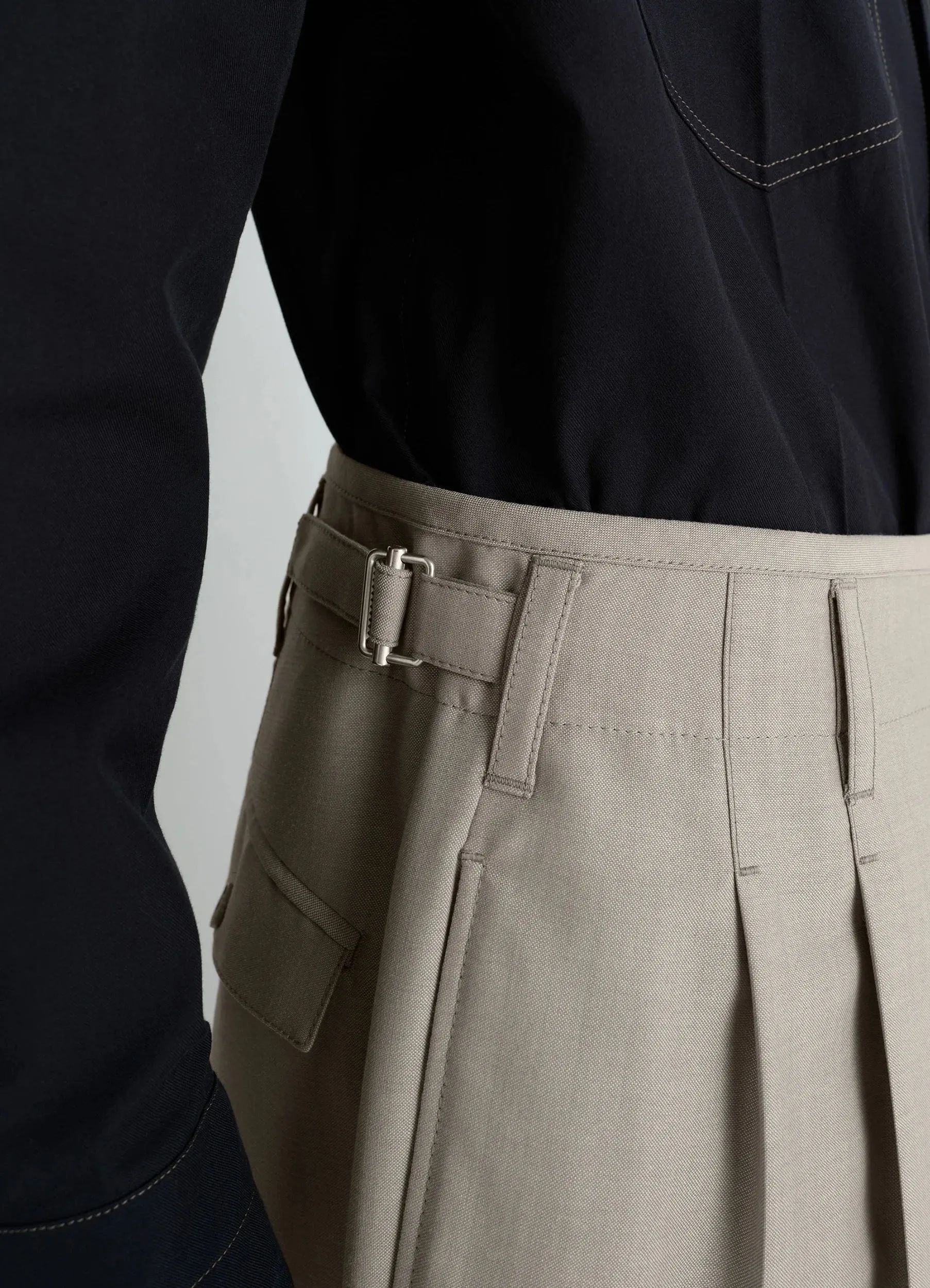 PLEATED PANTS IN POLYWOOL sold by Lemaire product image thumbnail 5