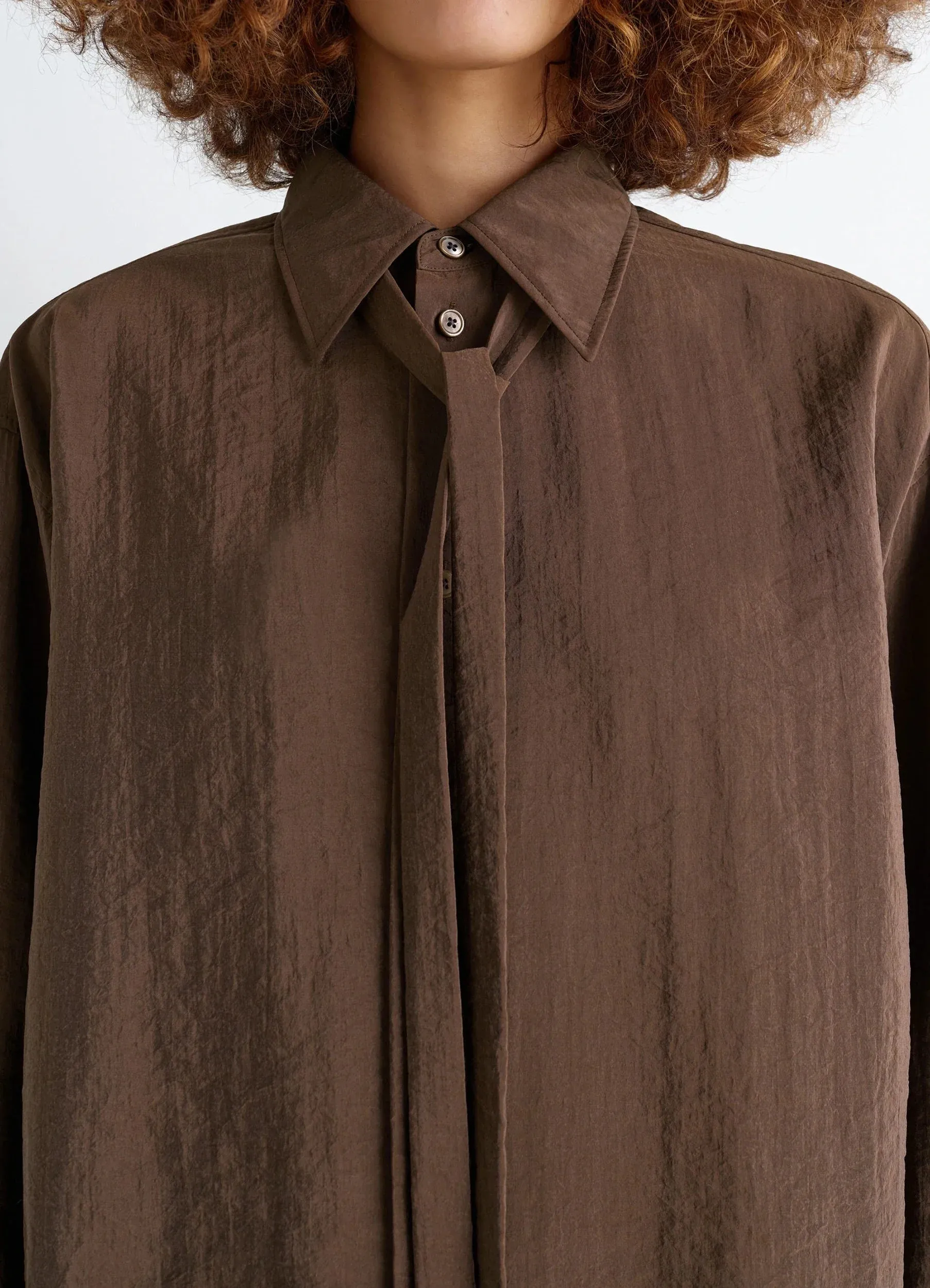 LONG SHIRT WITH TIE IN DRY SILK sold by Lemaire product image thumbnail 4