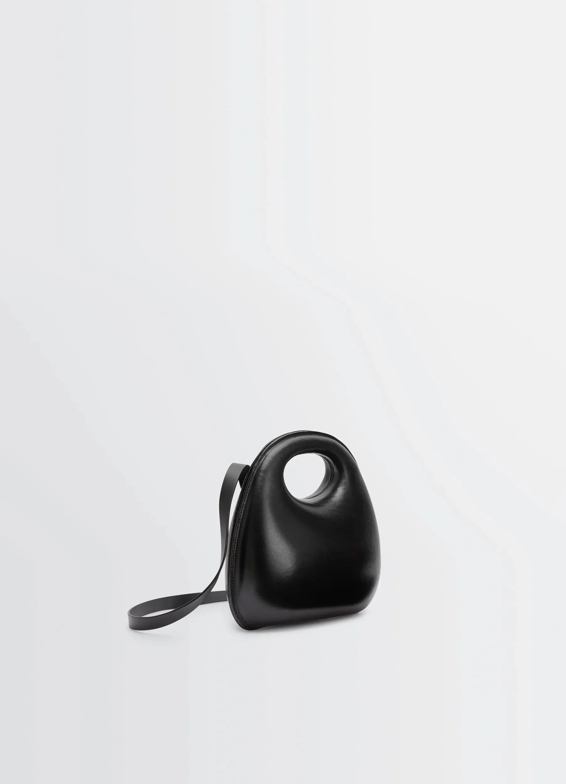 EGG BAG IN MOLDED LEATHER sold by Lemaire product image thumbnail 3