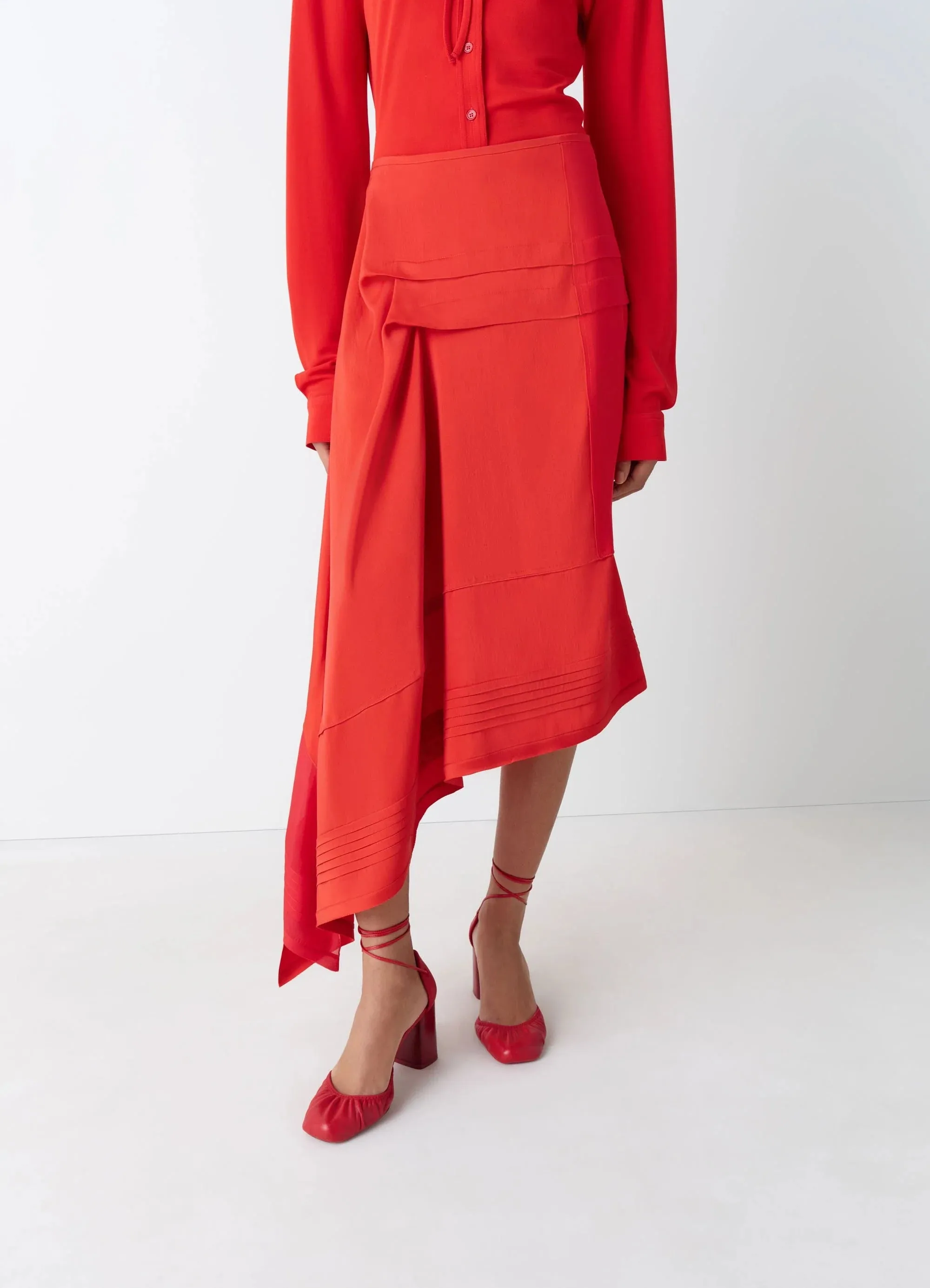 SKIRT WITH PLEATS IN SILK sold by Lemaire product image thumbnail 2