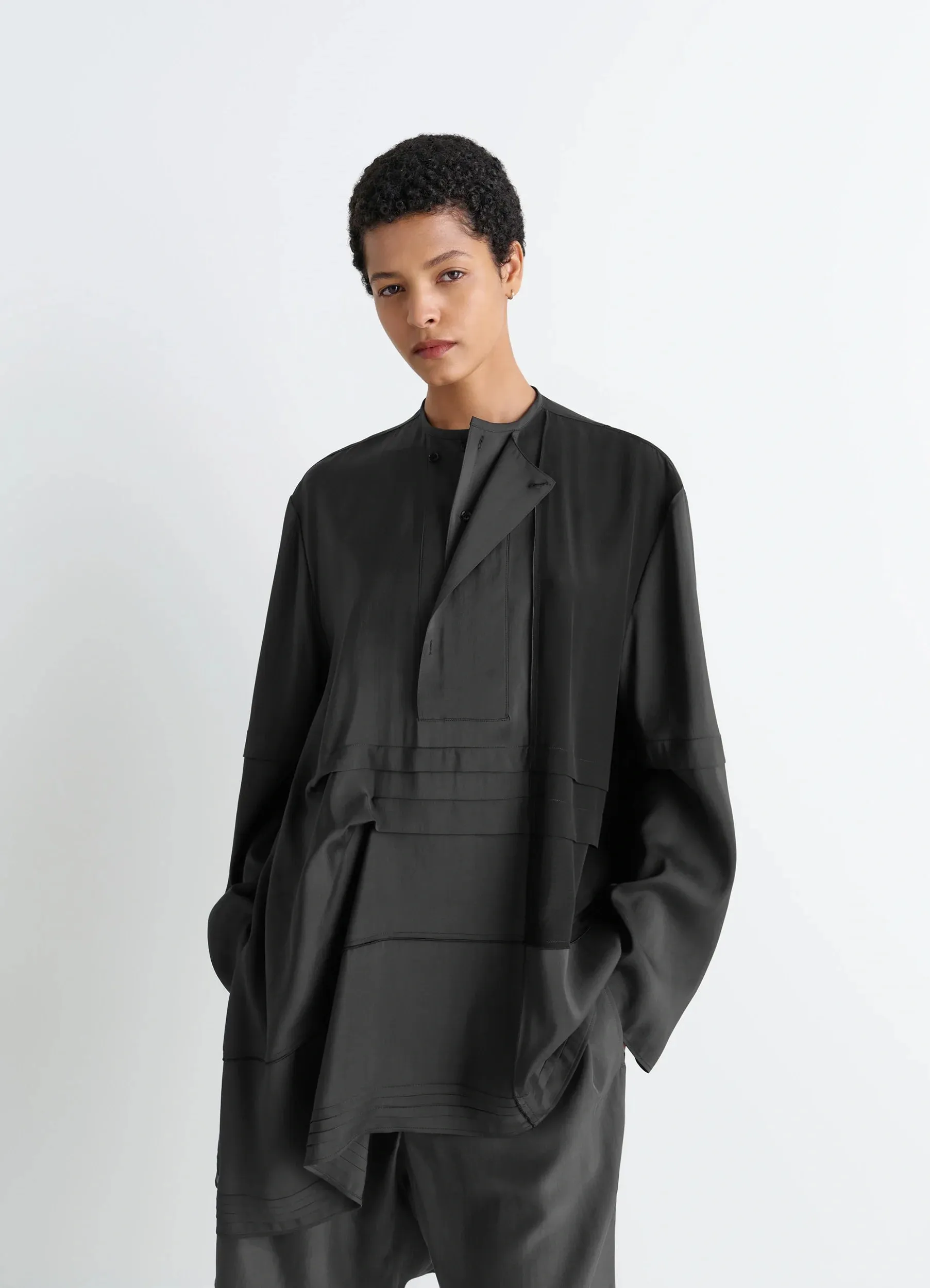 BLOUSE WITH PLEATS IN SILK sold by Lemaire