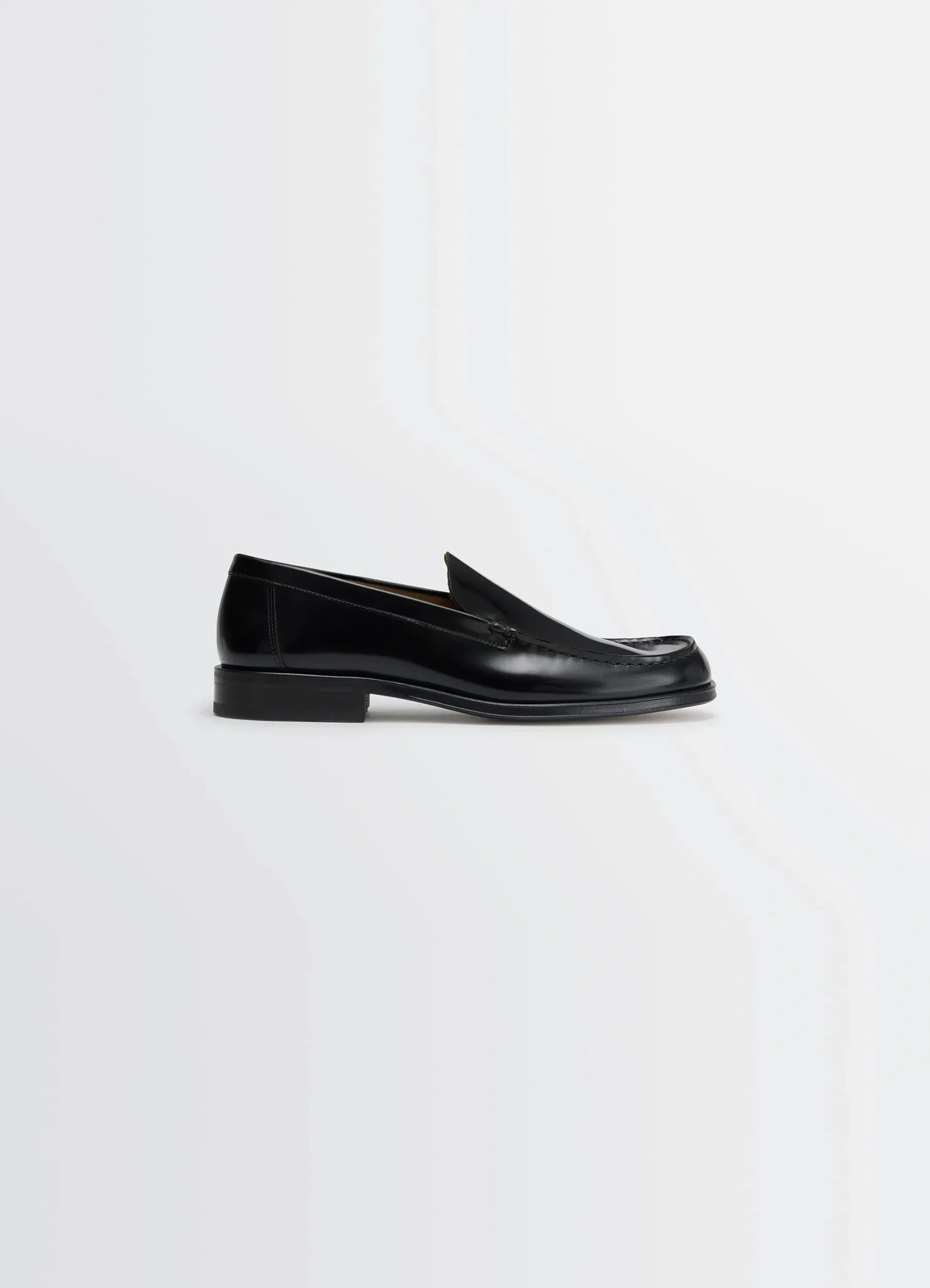 LOAFER IN LEATHER sold by Lemaire