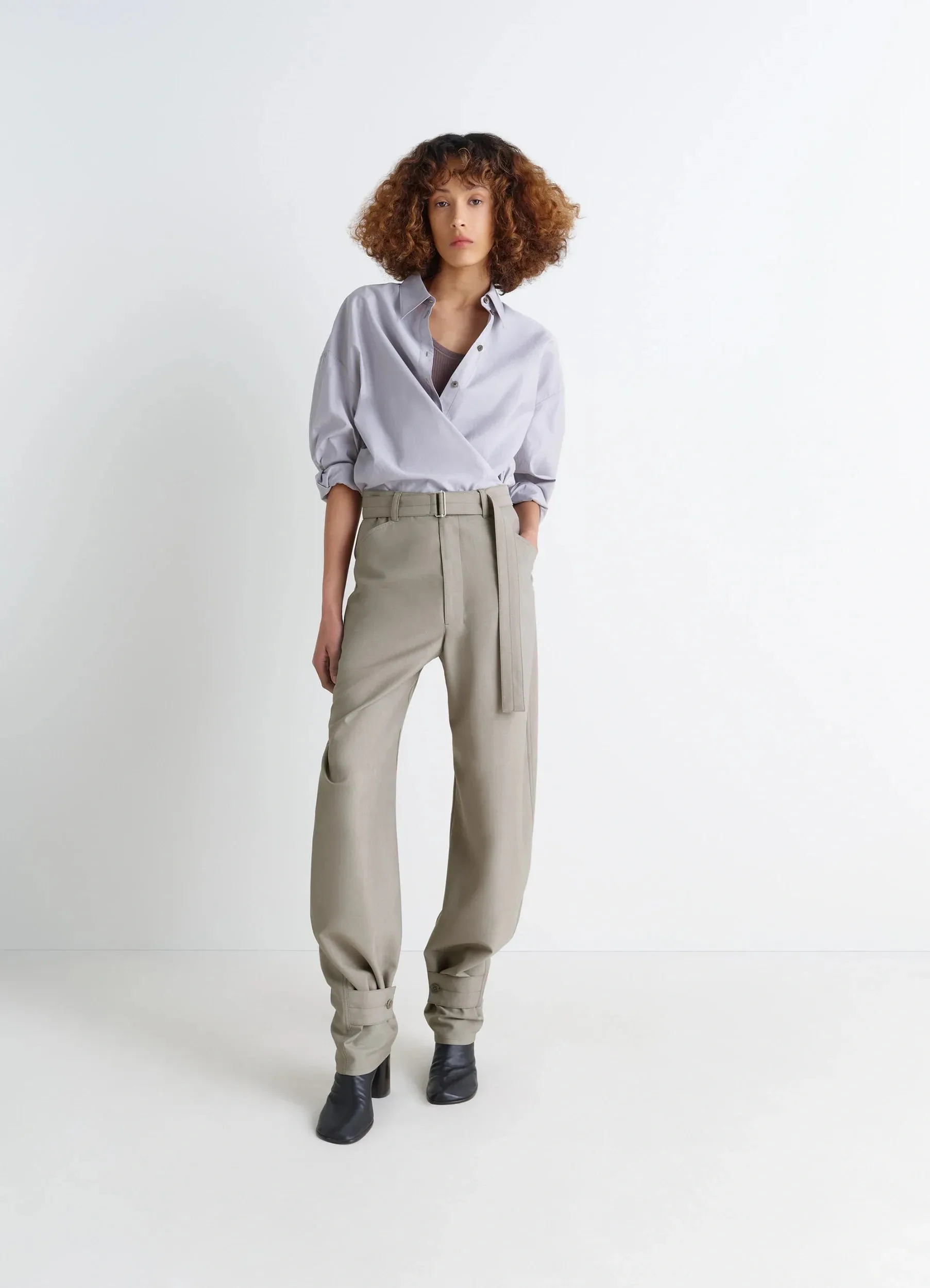 CURVED TAILORED PANTS IN POLYWOOL sold by Lemaire