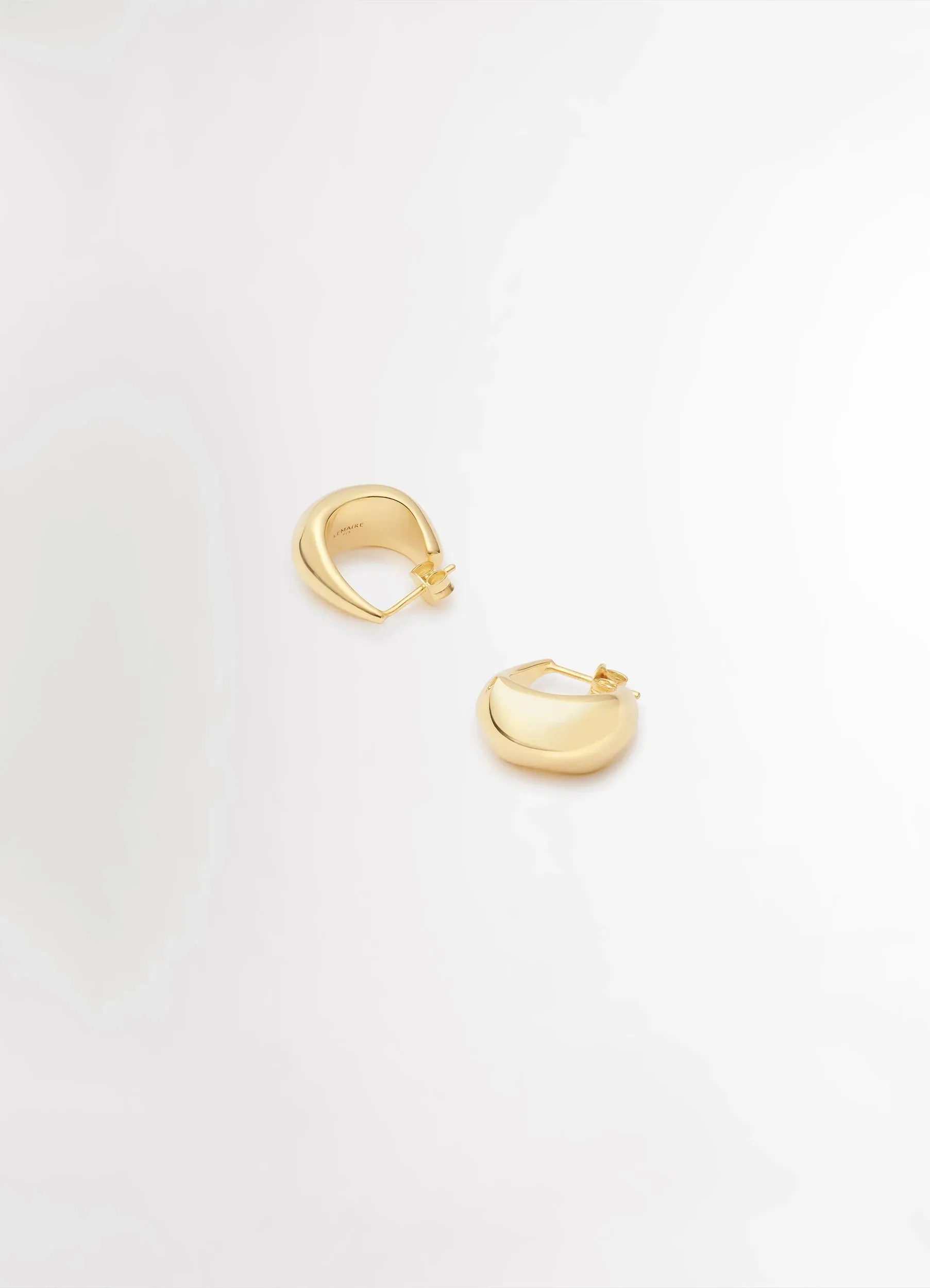 CURVED MINI DROP EARRINGS IN VERMEIL sold by Lemaire product image thumbnail 3