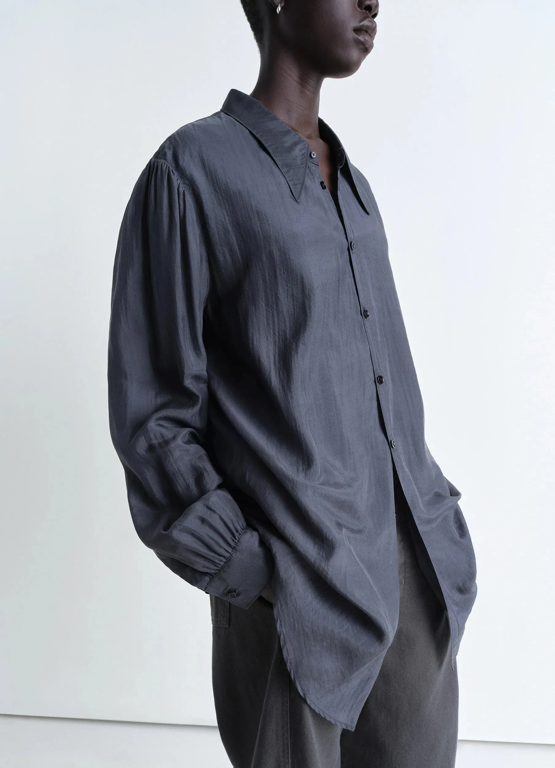 LIGHT POINTED COLLAR SHIRT sold by Lemaire product image thumbnail 2