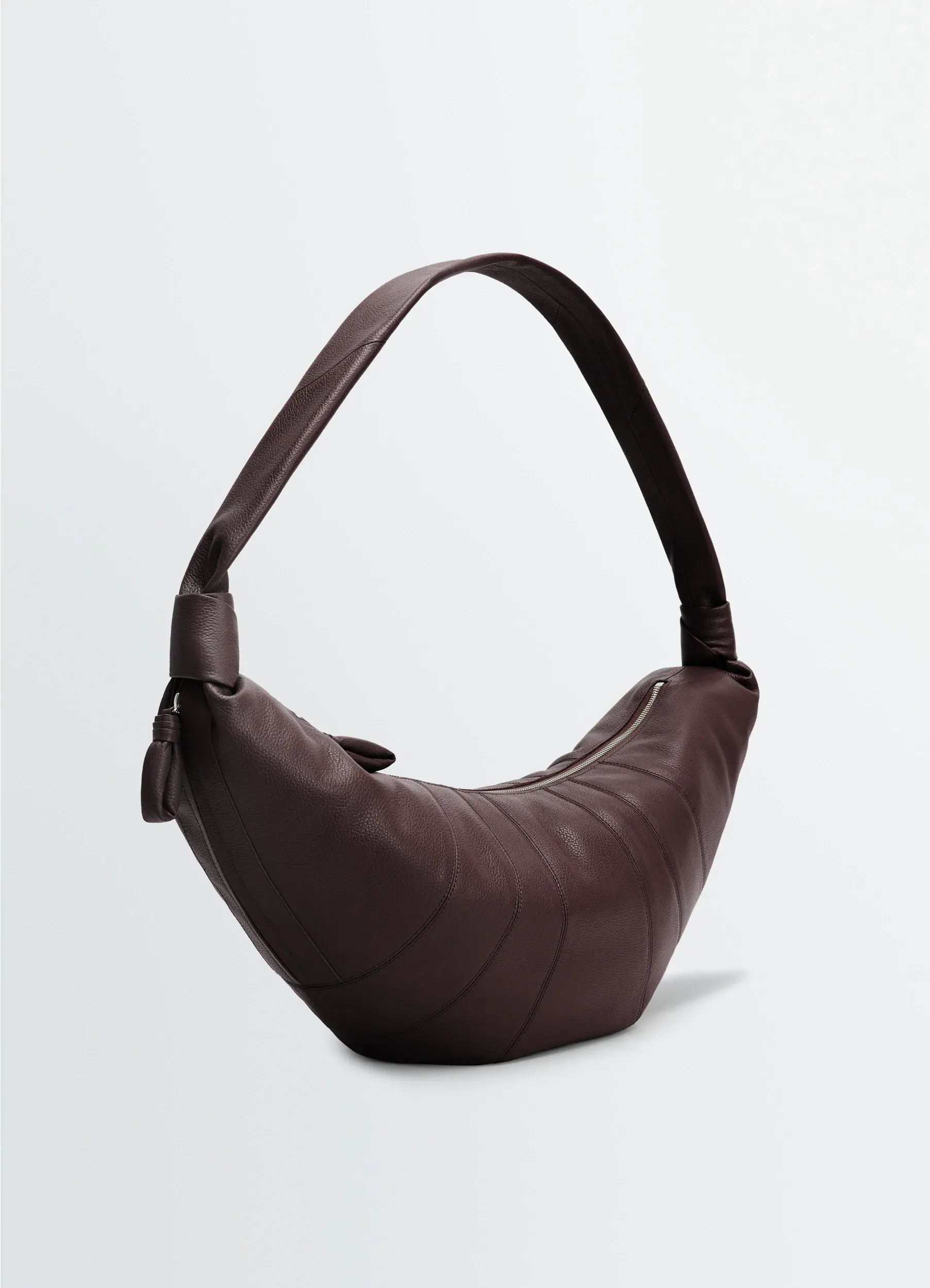 LARGE CROISSANT BAG IN LEATHER sold by Lemaire product image thumbnail 3
