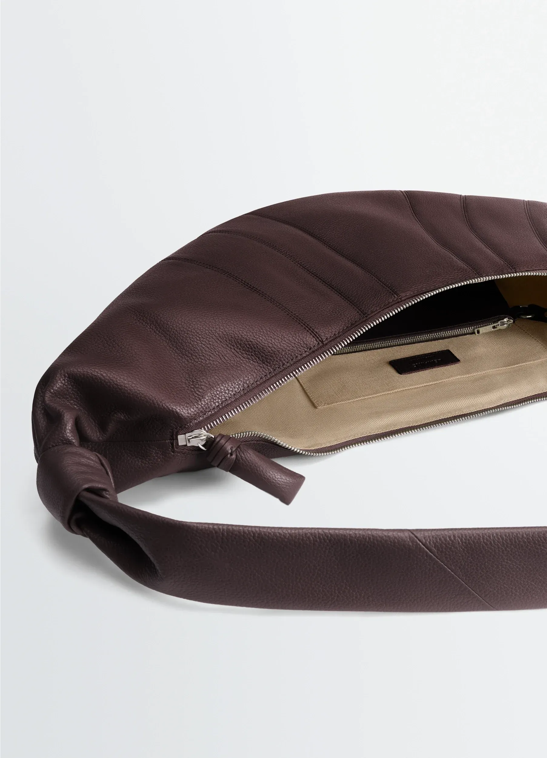 LARGE CROISSANT BAG IN LEATHER sold by Lemaire product image thumbnail 4