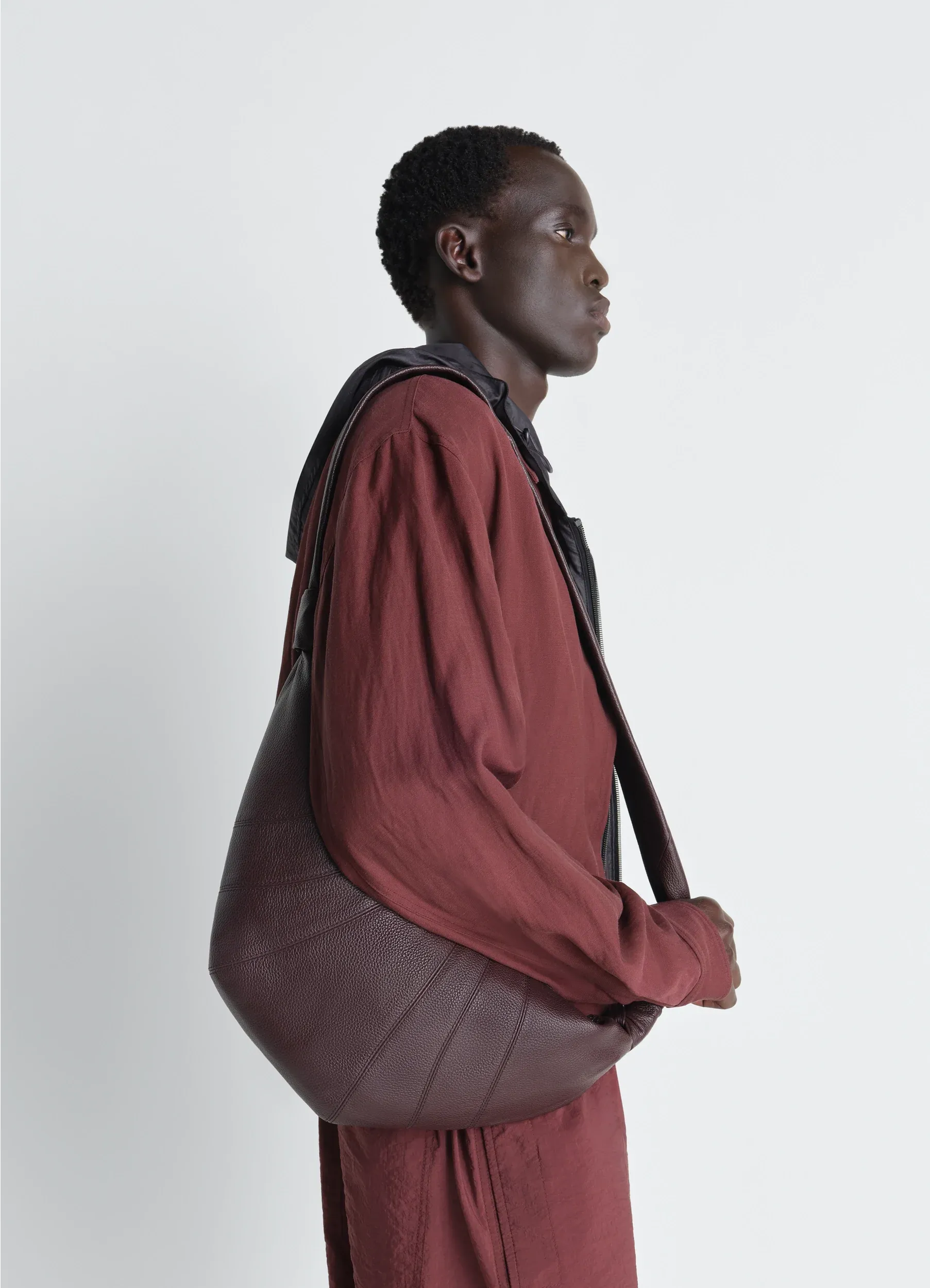 MEDIUM CROISSANT BAG IN LEATHER sold by Lemaire product image thumbnail 2