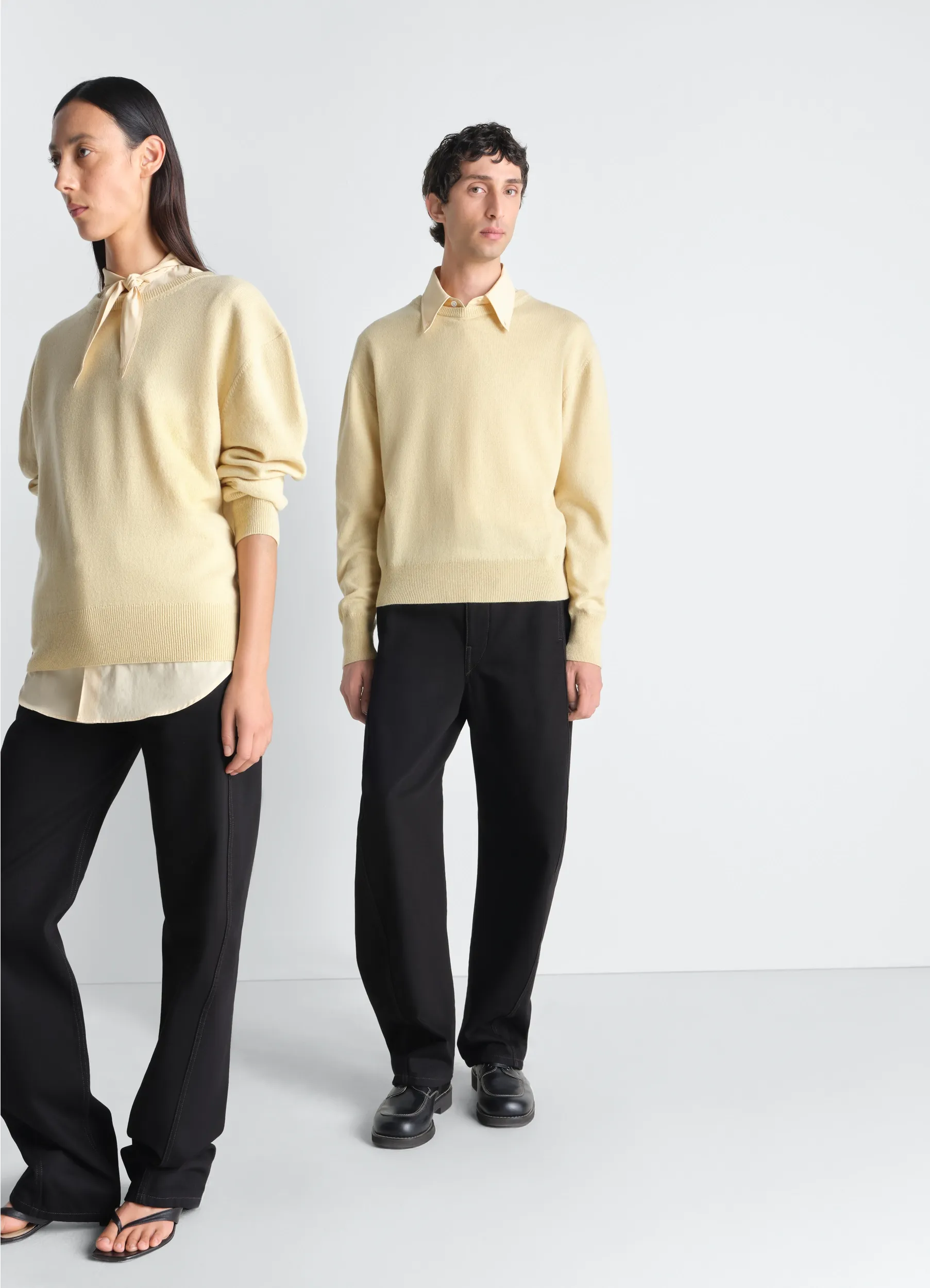 CREW NECK SWEATER IN CASHMERE WOOL sold by Lemaire